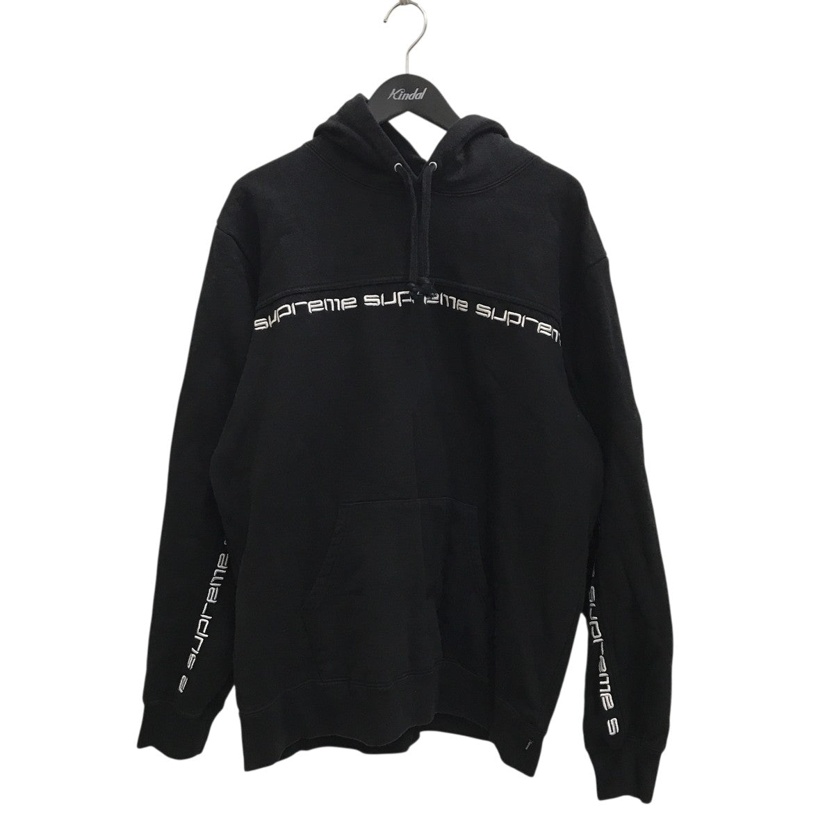Supreme(シュプリーム) センター袖 ロゴ刺繍パーカー ブラック