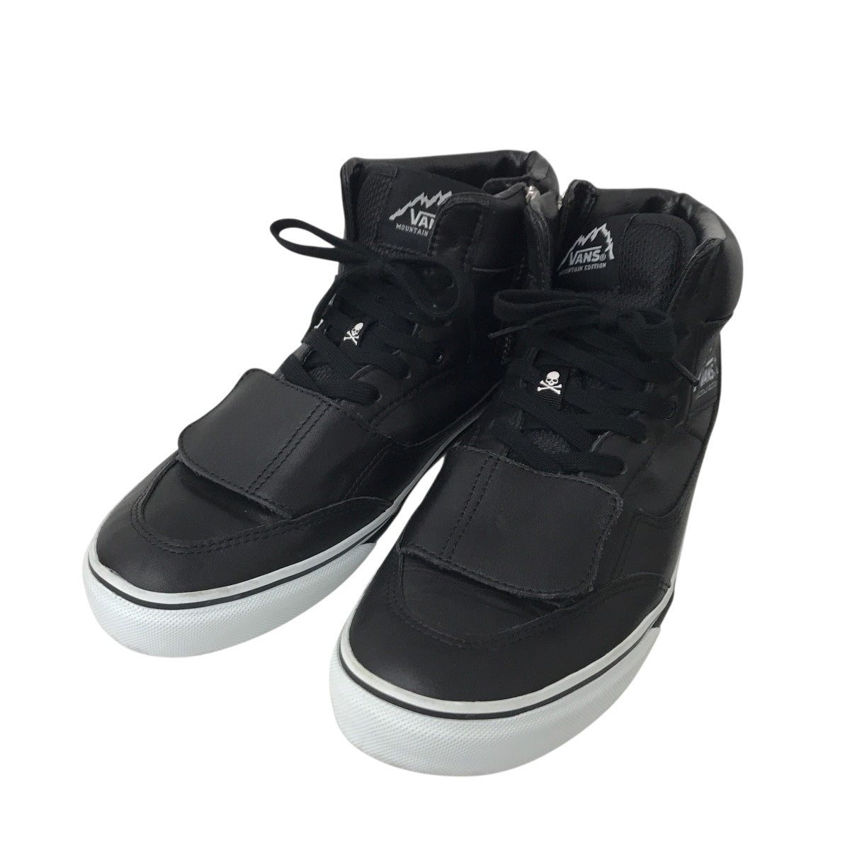 ×MASTERMINDスニーカー570412-0001