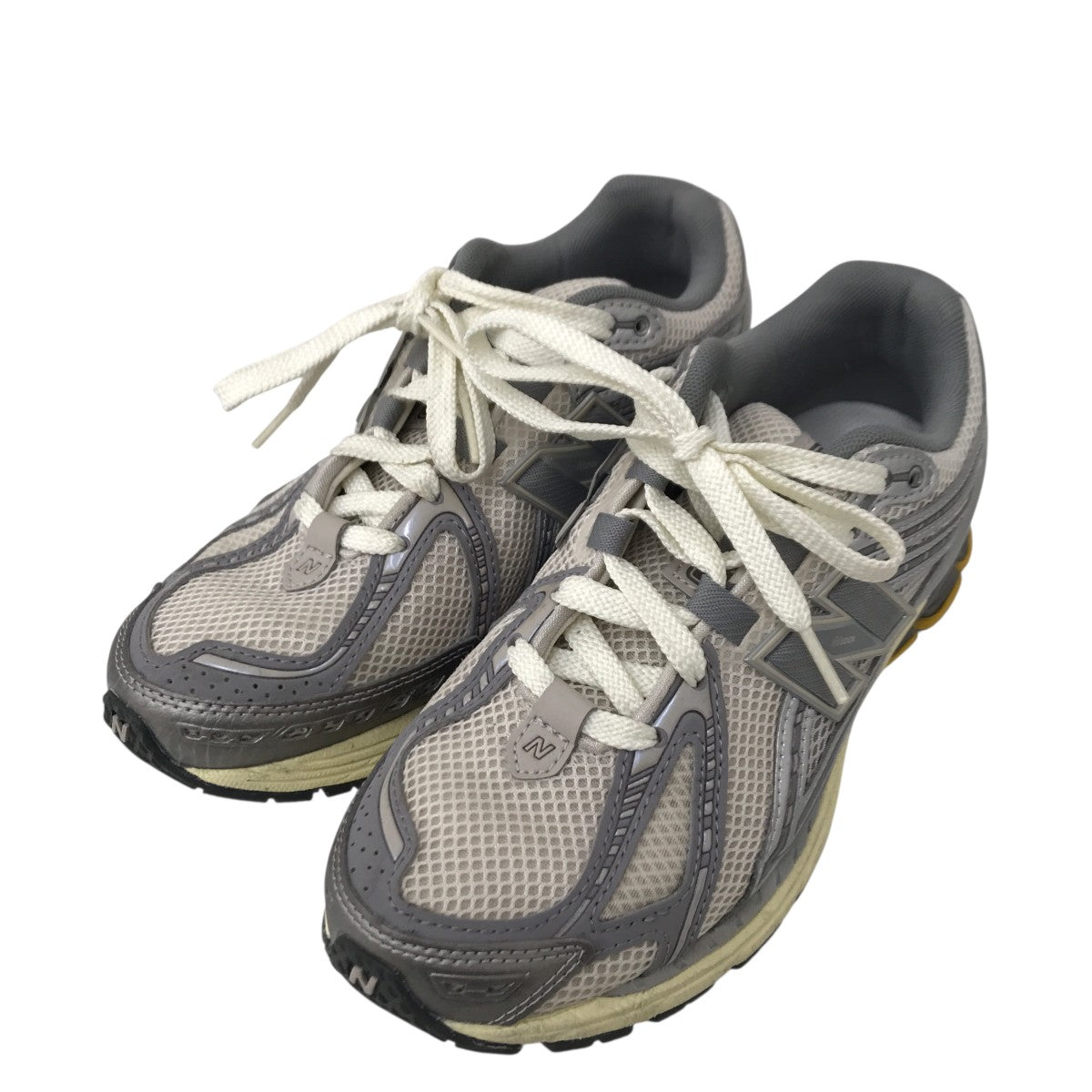 スニーカーM1906RRD