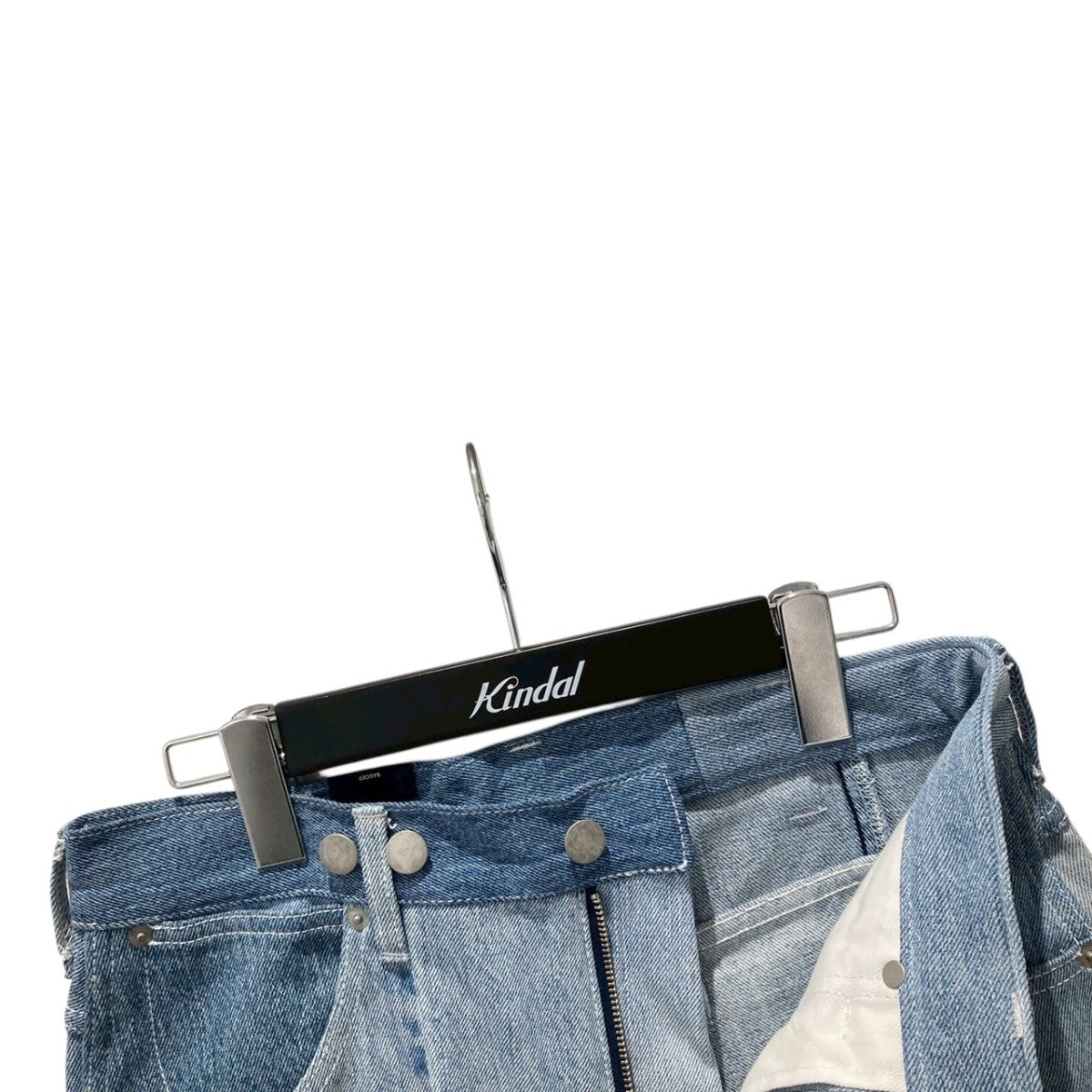 levi’sデニムパンツ