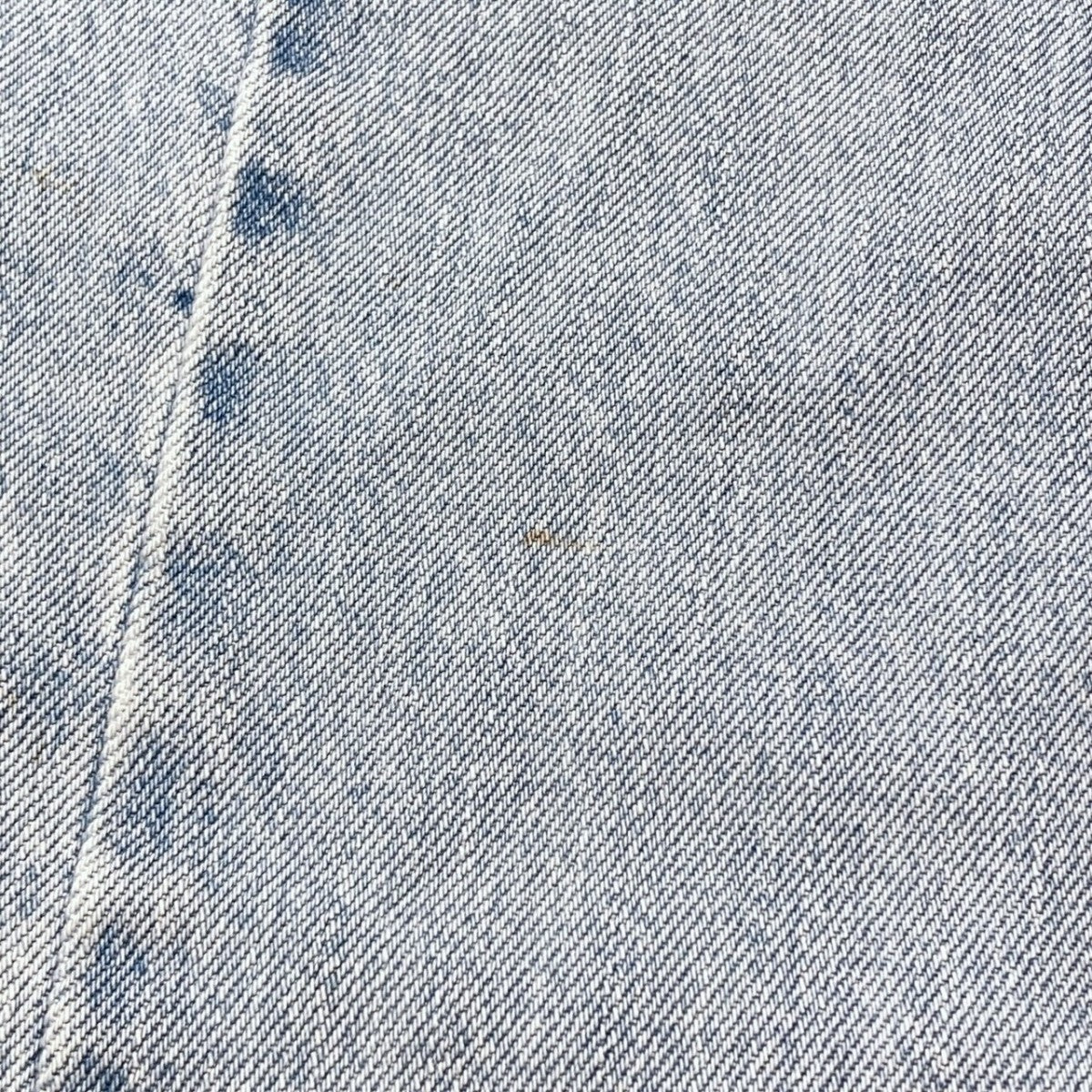 levi’sデニムパンツ