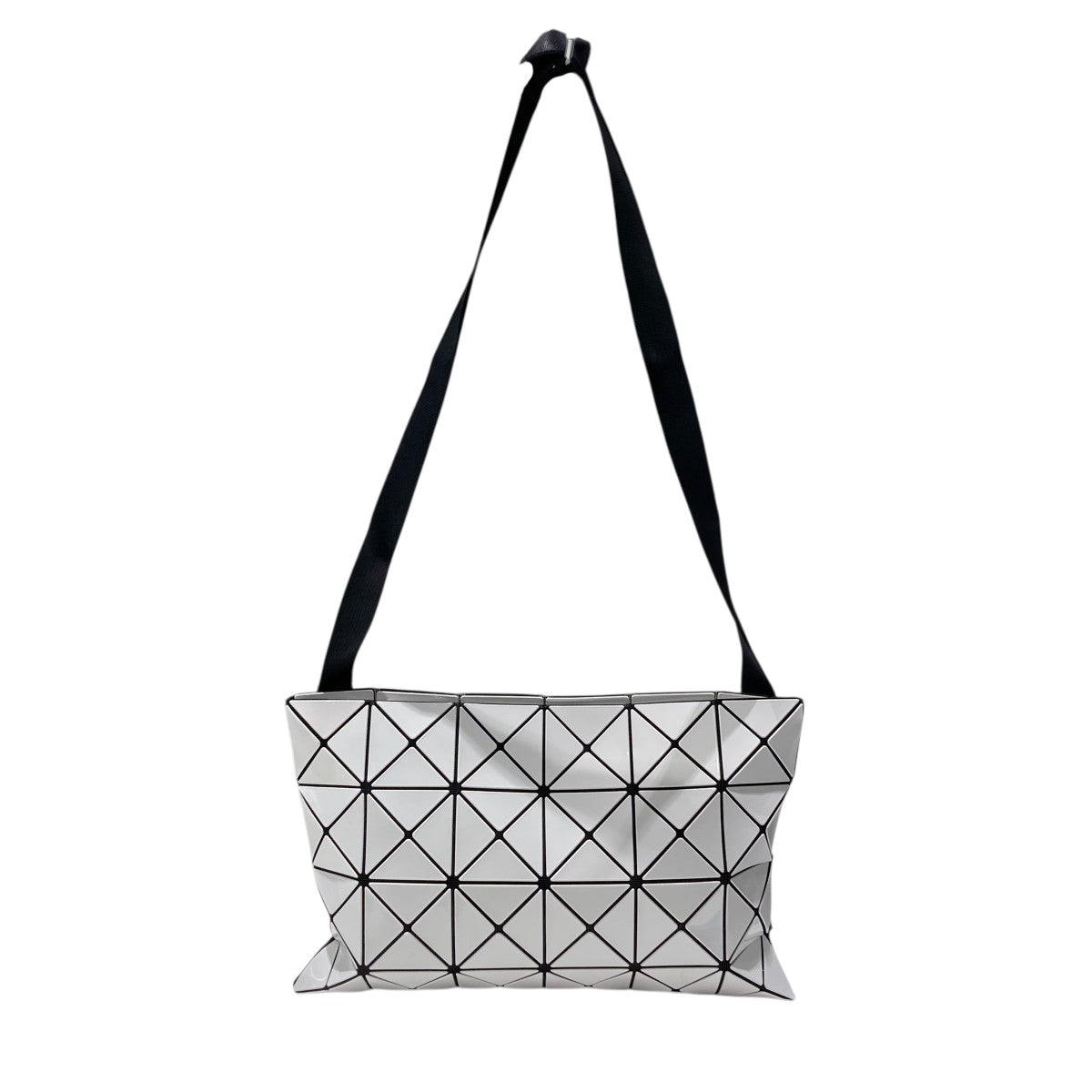 BAO BAO ISSEY MIYAKE(バオバオイッセイミヤケ) ショルダーバッグBB83 