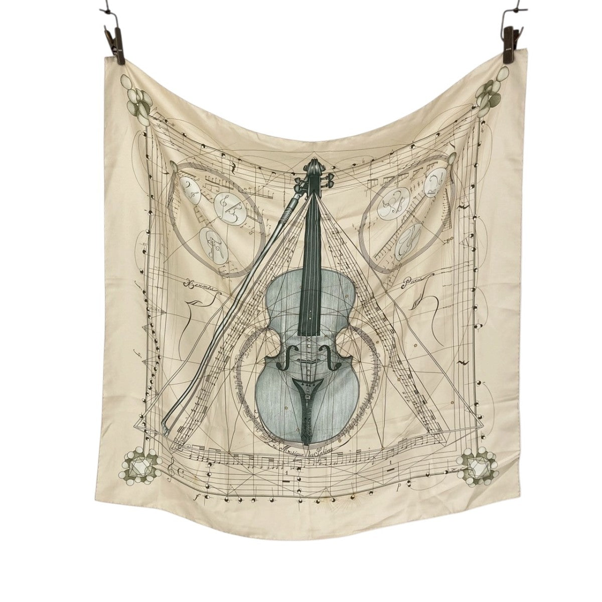 【希少！早い者勝ち！】HERMES　カレ90 球体が奏でる音楽 アイボリー エルメス カレ90 La Musique des spheres 球体が奏でる音楽