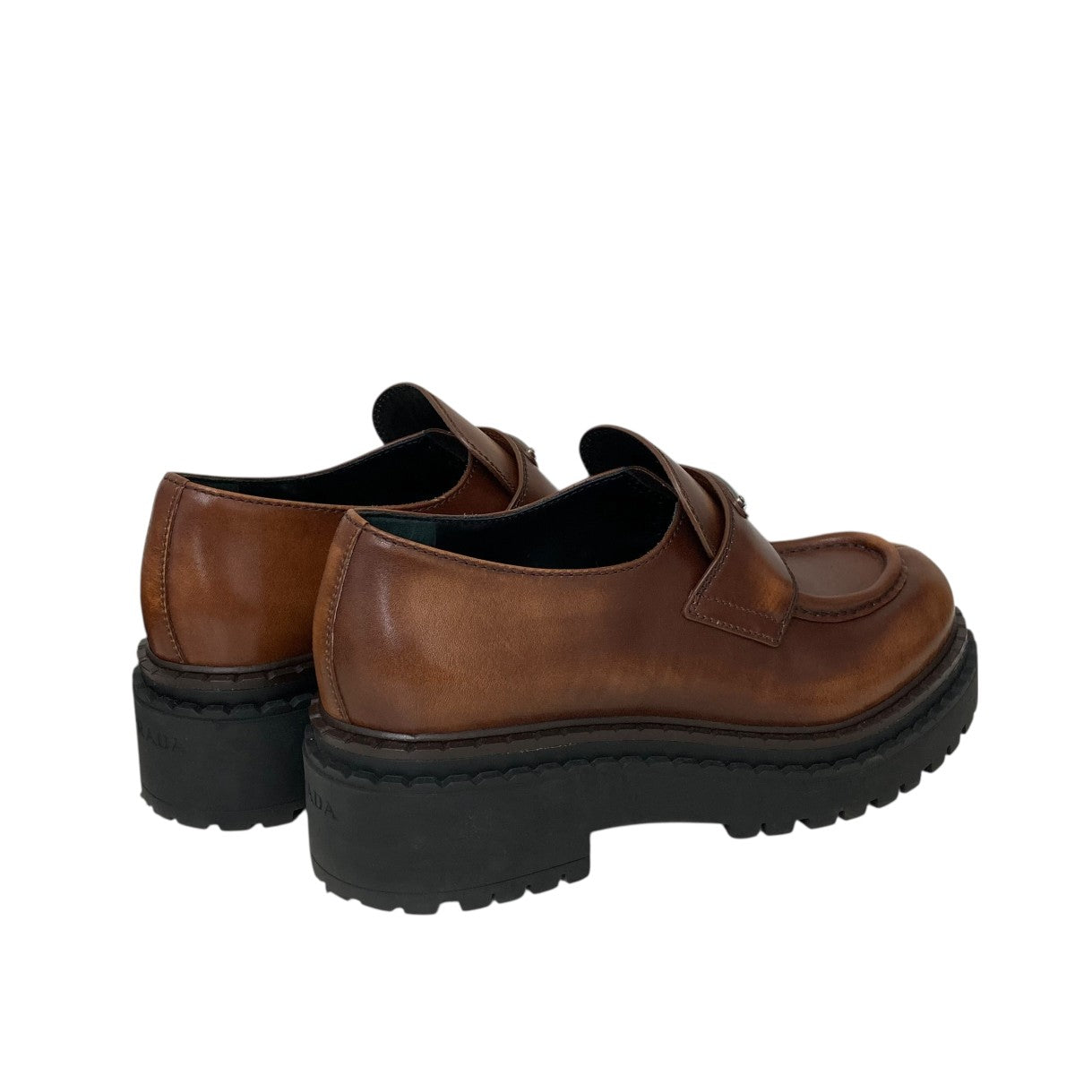 PRADA ブラッシュドレザーローファー 古着・中古-2枚目のアイテム画像