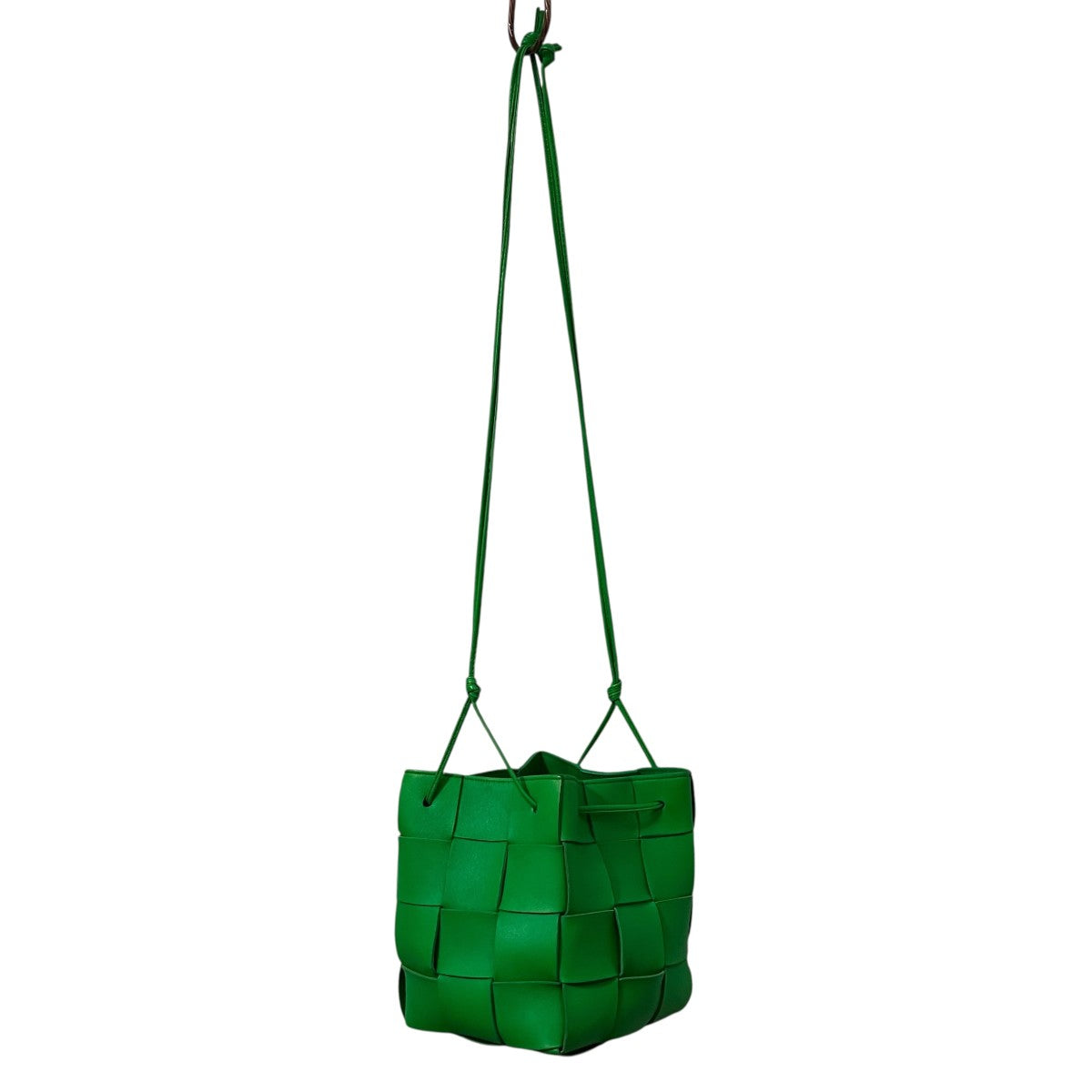 BOTTEGA VENETA ボッテガベネタ ショルダーバッグ  カーキ 【古着】【中古】【送料無料】 BOTTEGA VENETA - BOTTEGA VENETA ボッテガベネタ ショルダーバッグ 緑