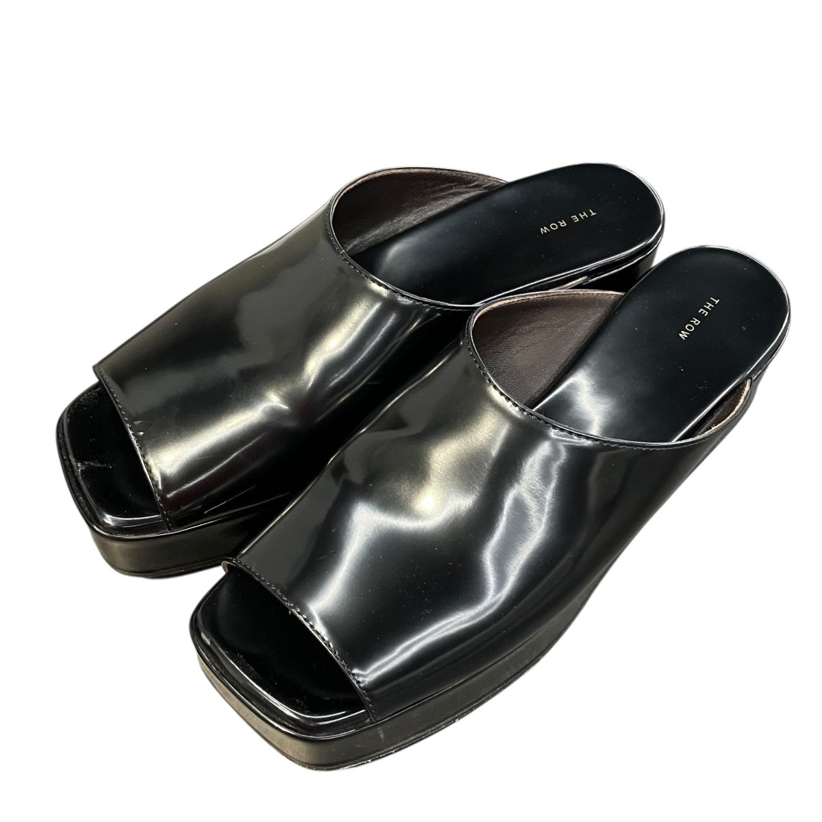 EMI FLATFORMサンダル