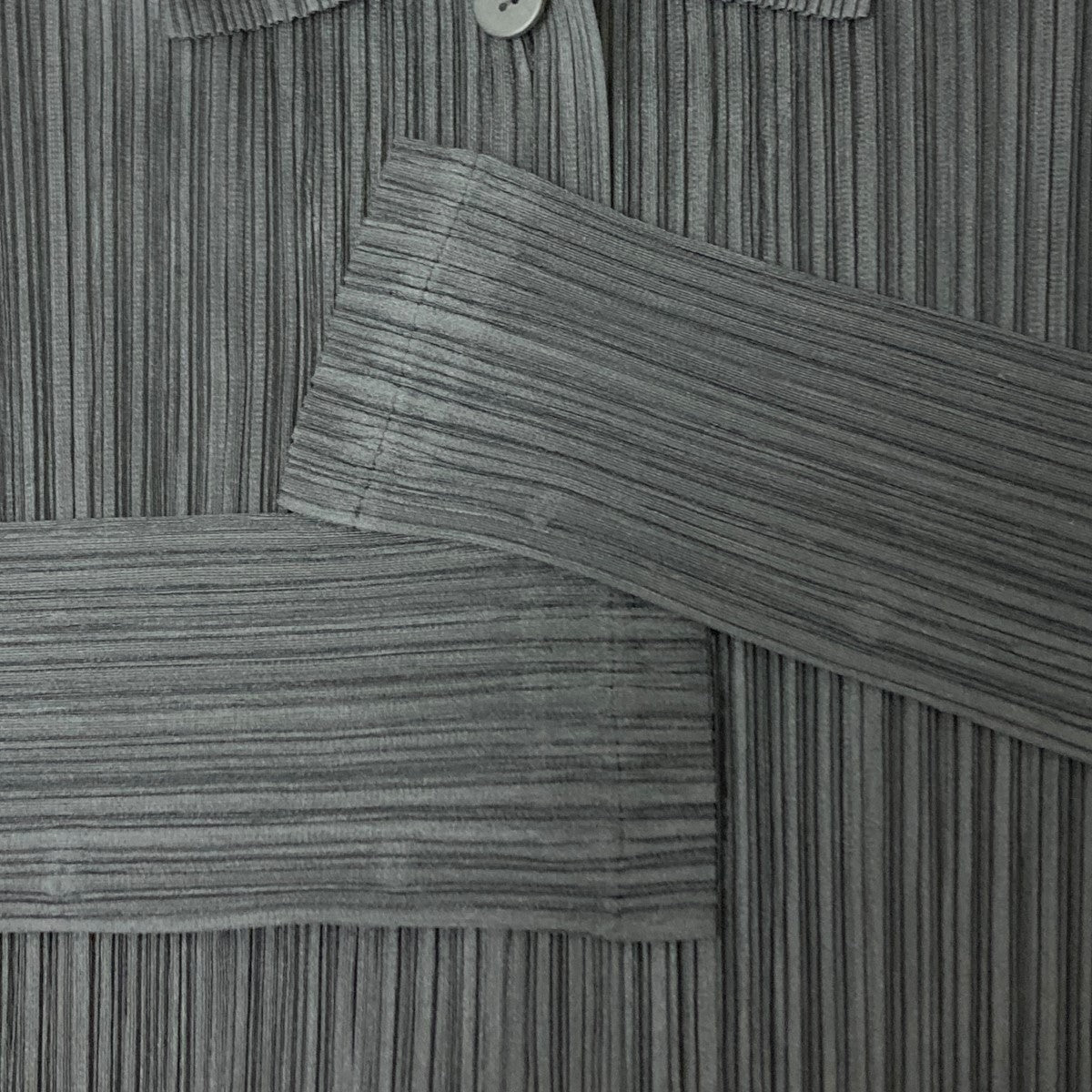 PLEATS PLEASE プリーツシャツ 古着・中古-5枚目のアイテム画像