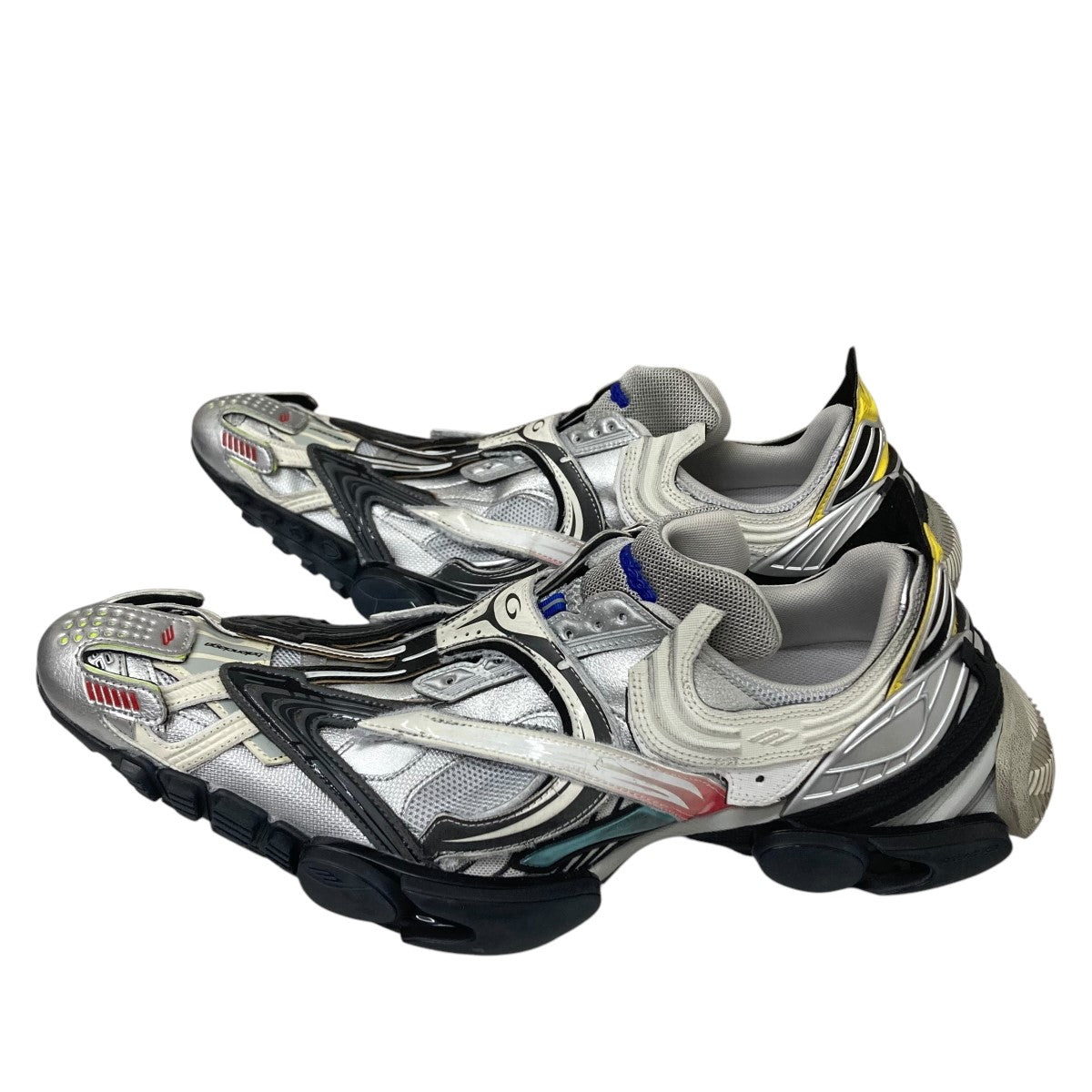 BALENCIAGA 古着・中古 バレンシアガのReptile スニーカーです。