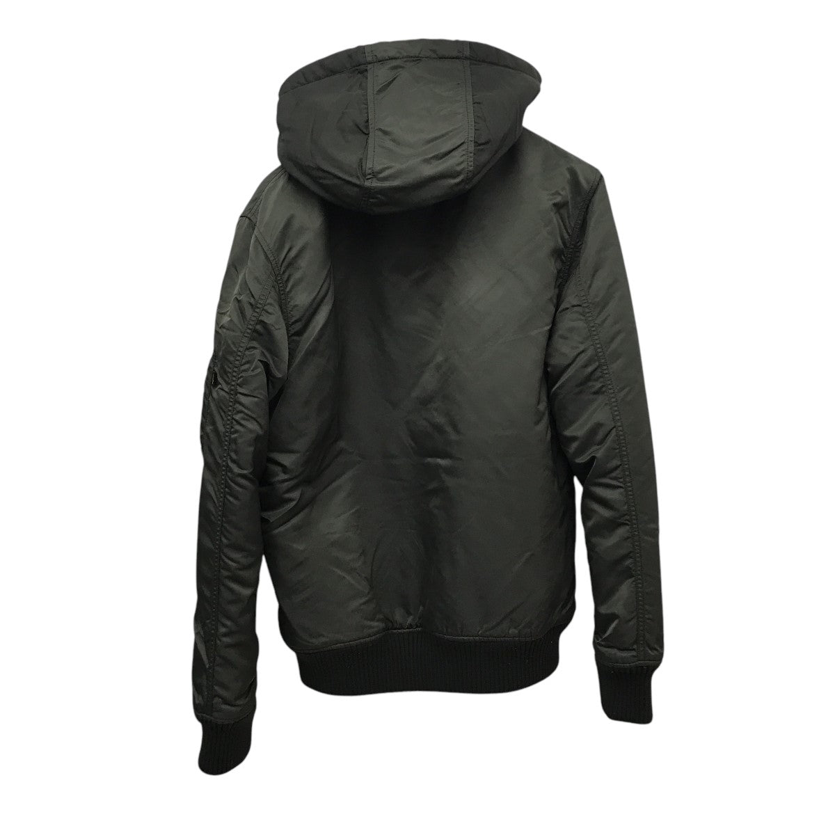 ボンバージャケット