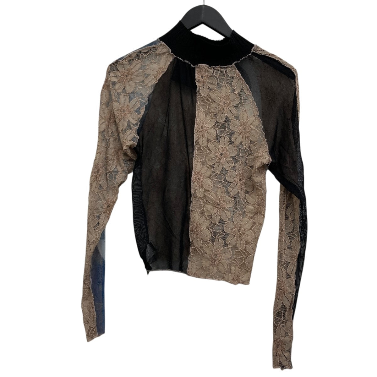 レースブラウス