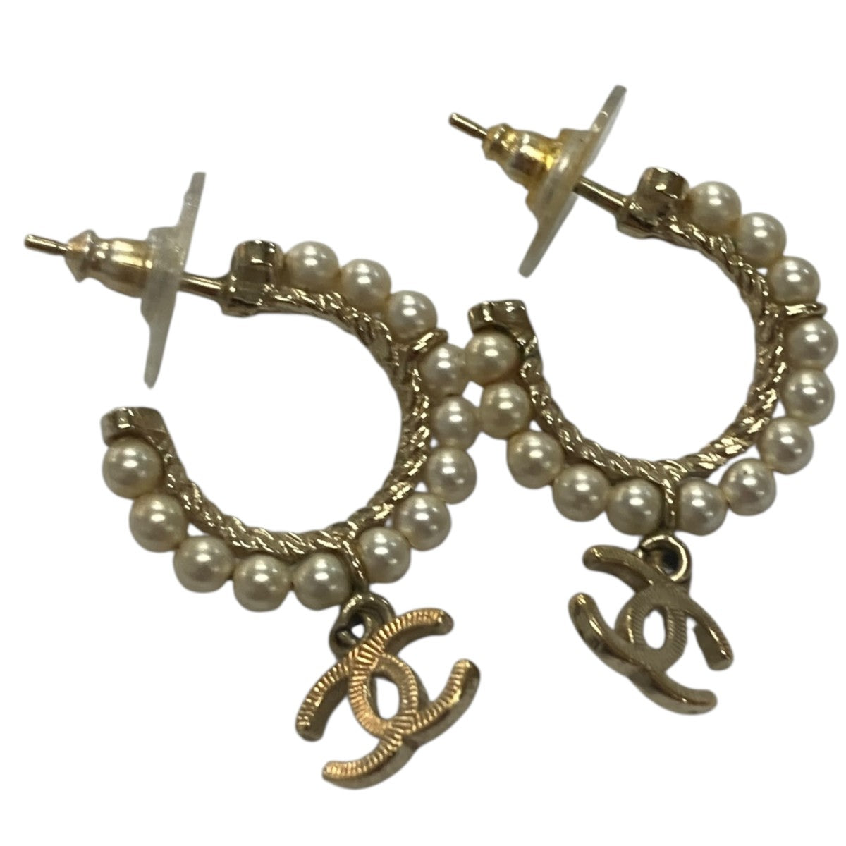 CHANEL(シャネル) パールモチーフフープピアス ホワイト×ゴールド