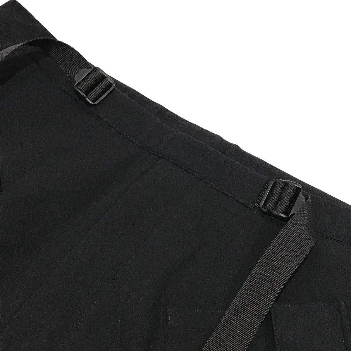 アクロニウムのカーゴパンツ P30A-DS SCHOELLER DRYSKIN UNTRAWIDE CARGO TROUSERです。 ACRONYM ボトムス 古着・中古アイテム