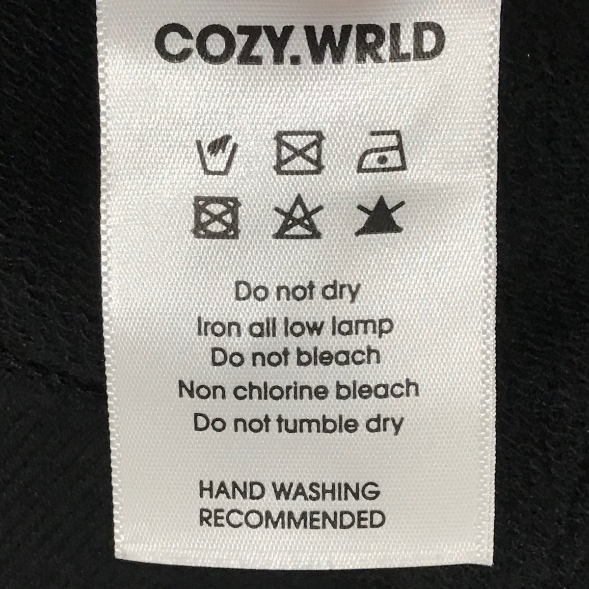 コジーの00プリントジップパーカーです。 COZY WORLDWIDE 古着・中古 トップス アイテム