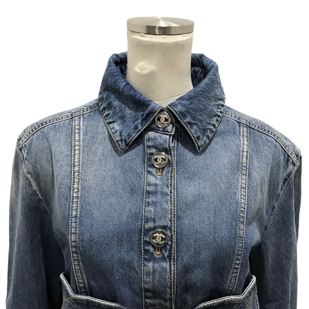 CHANEL デニムジャケットP76746V68693 古着・中古-3枚目のアイテム画像