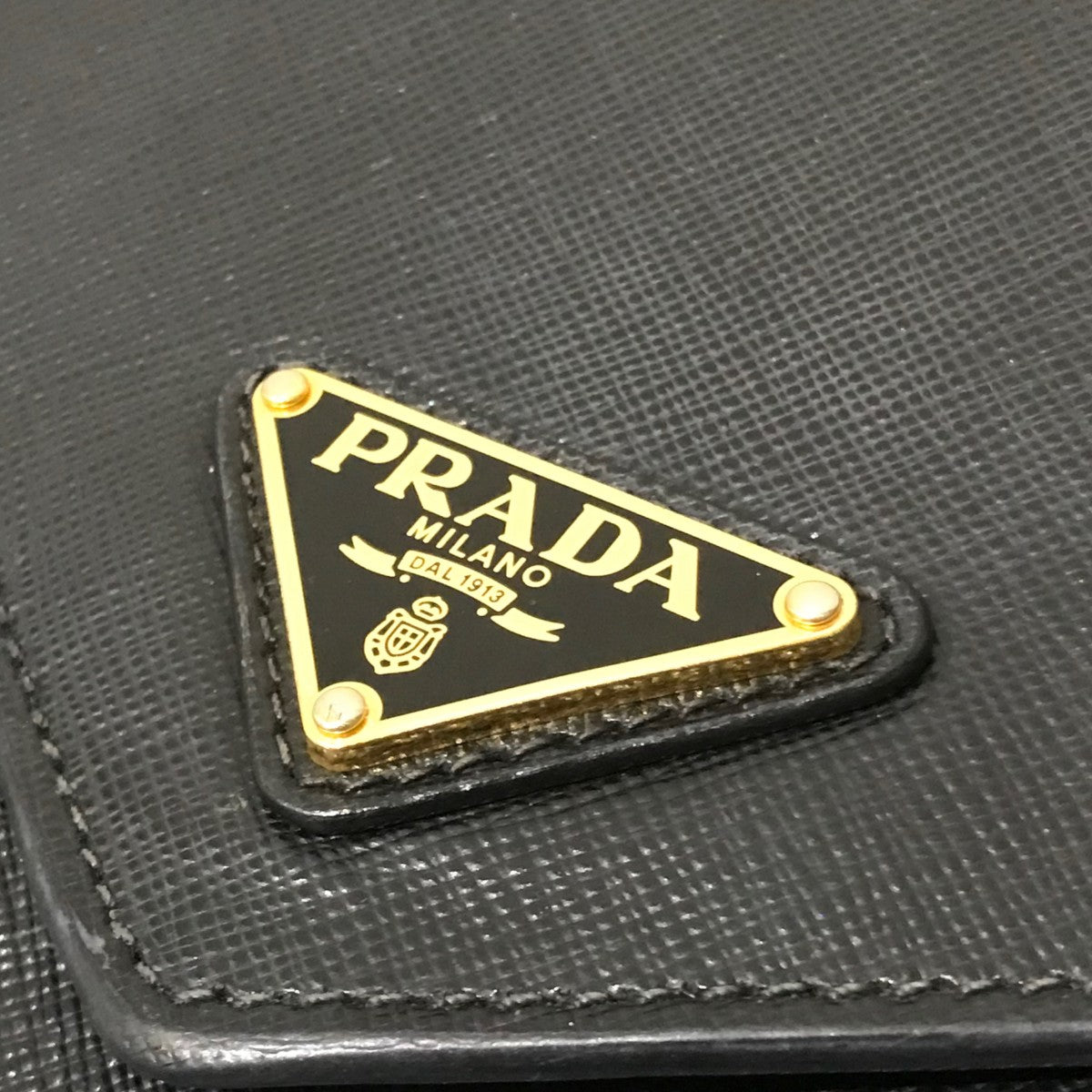 サフィアーノチェーンショルダー バッグ