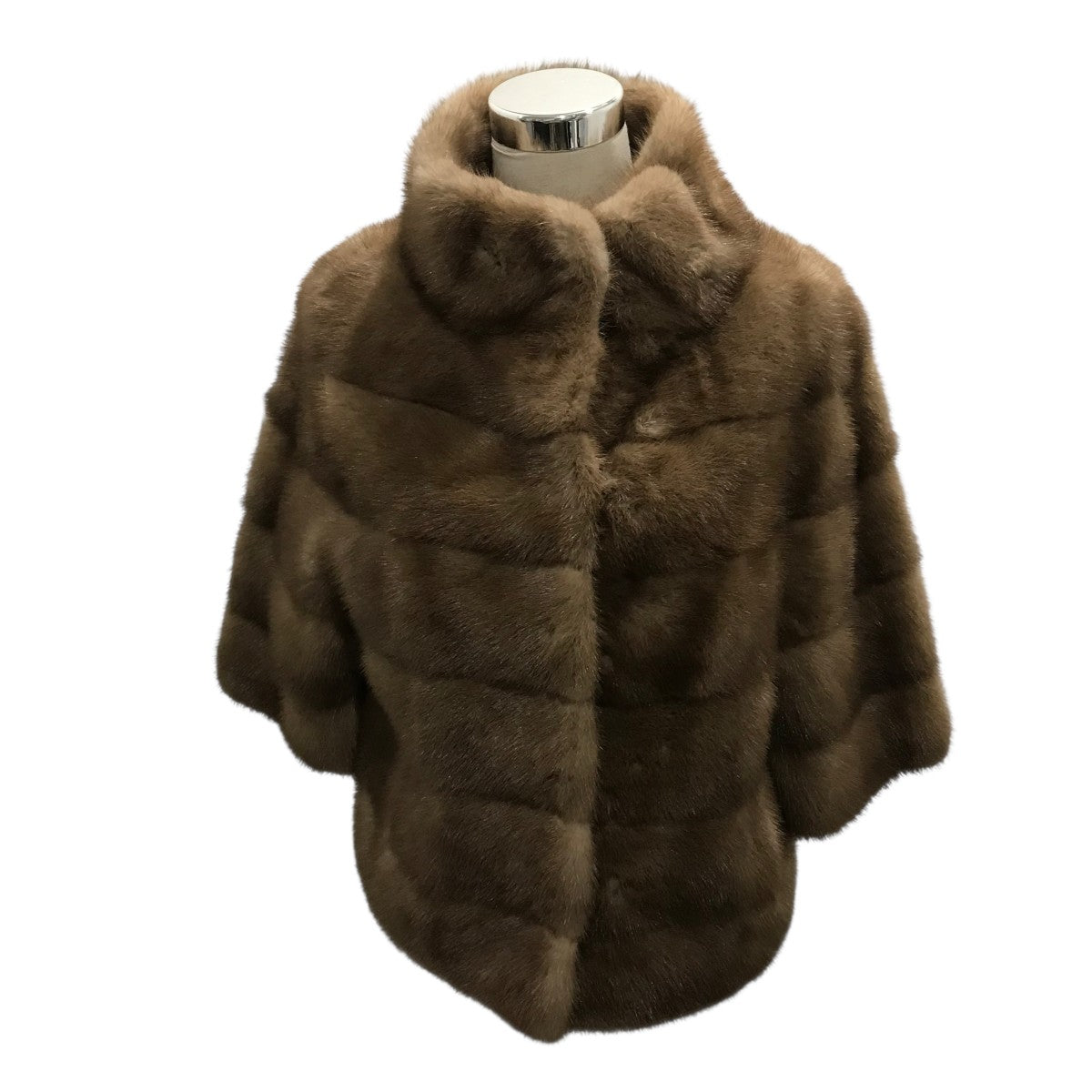 EMBA 珍しい茶系ミンク　メンズジャケット。ジィーンス等　カジュアルにOK, EMBA 珍しい茶系ミンク メンズジャケット。ジィーンス等 カジュアルに