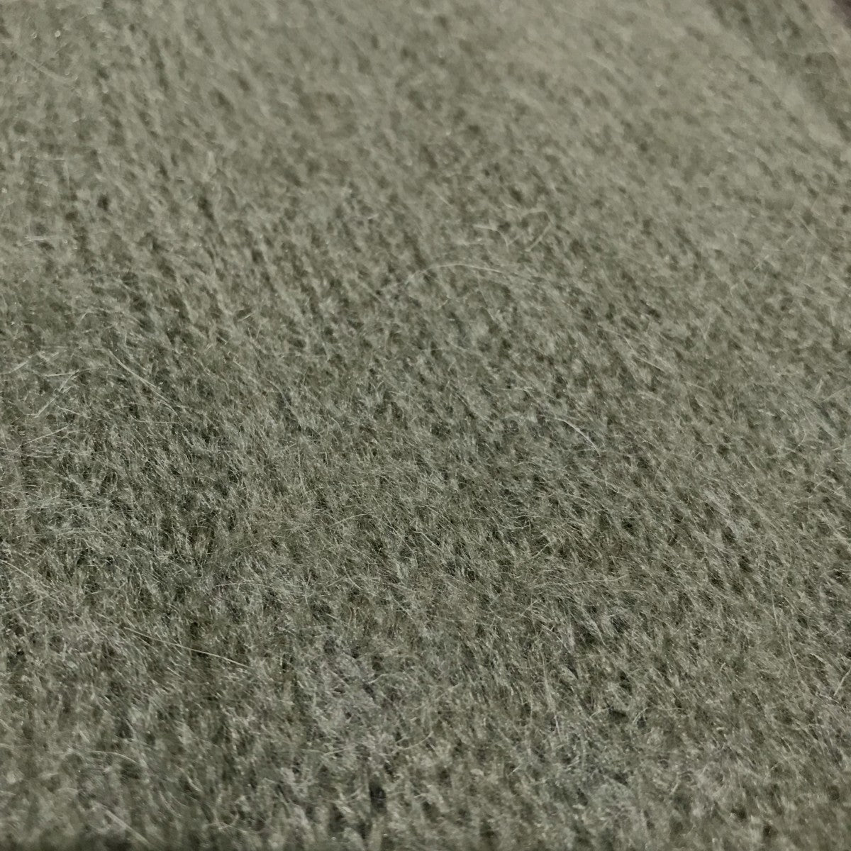 クルーネックニット
