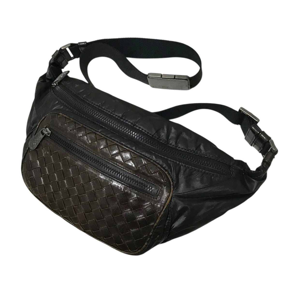 BOTTEGA VENETA(ボッテガヴェネタ) イントレチャートレザー バッグ