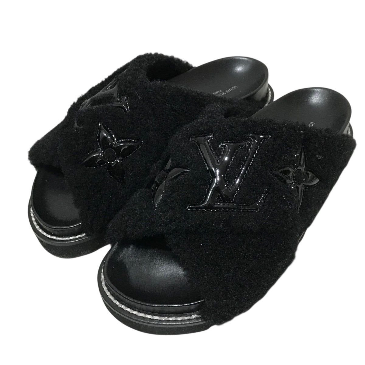 LOUIS VUITTON(ルイヴィトン) ムートンサンダル1AA1VI 1AA1VI ブラック