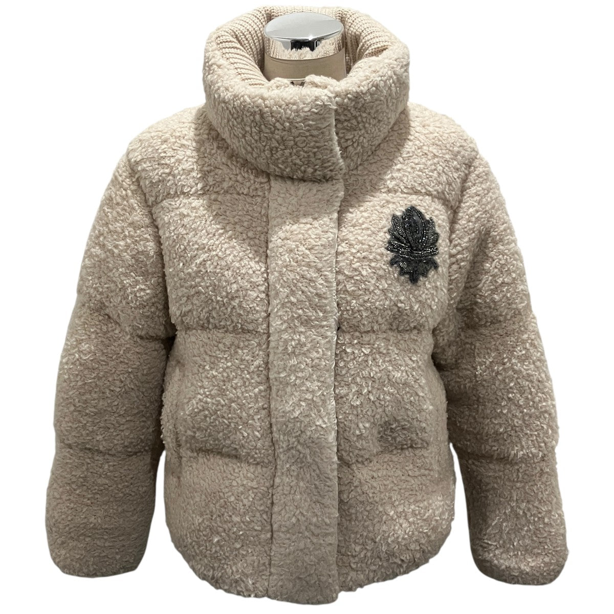 BRUNELLO CUCINELLI(ブルネ・クチネリ) カシミヤダウンジャケット オフ