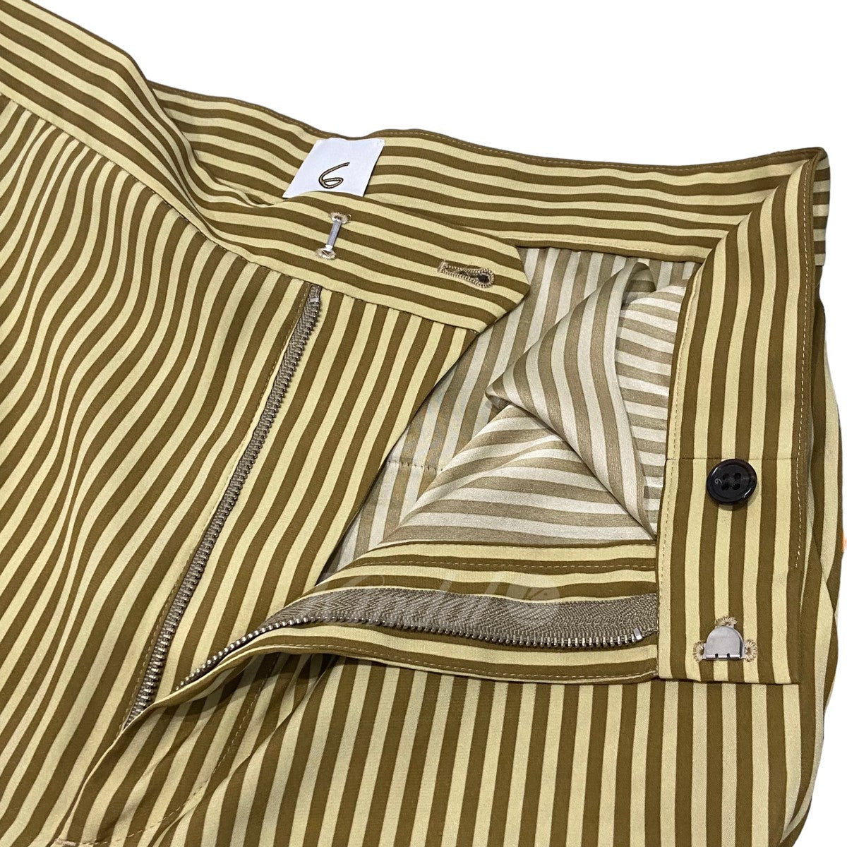 ロクビューティアンドユースの19SS 「STRIPE SHORT PANTS」ポリエステルストライプショートパンツです。 6(ROKU) BEAUTY&YOUTH ボトムス 古着・中古アイテム