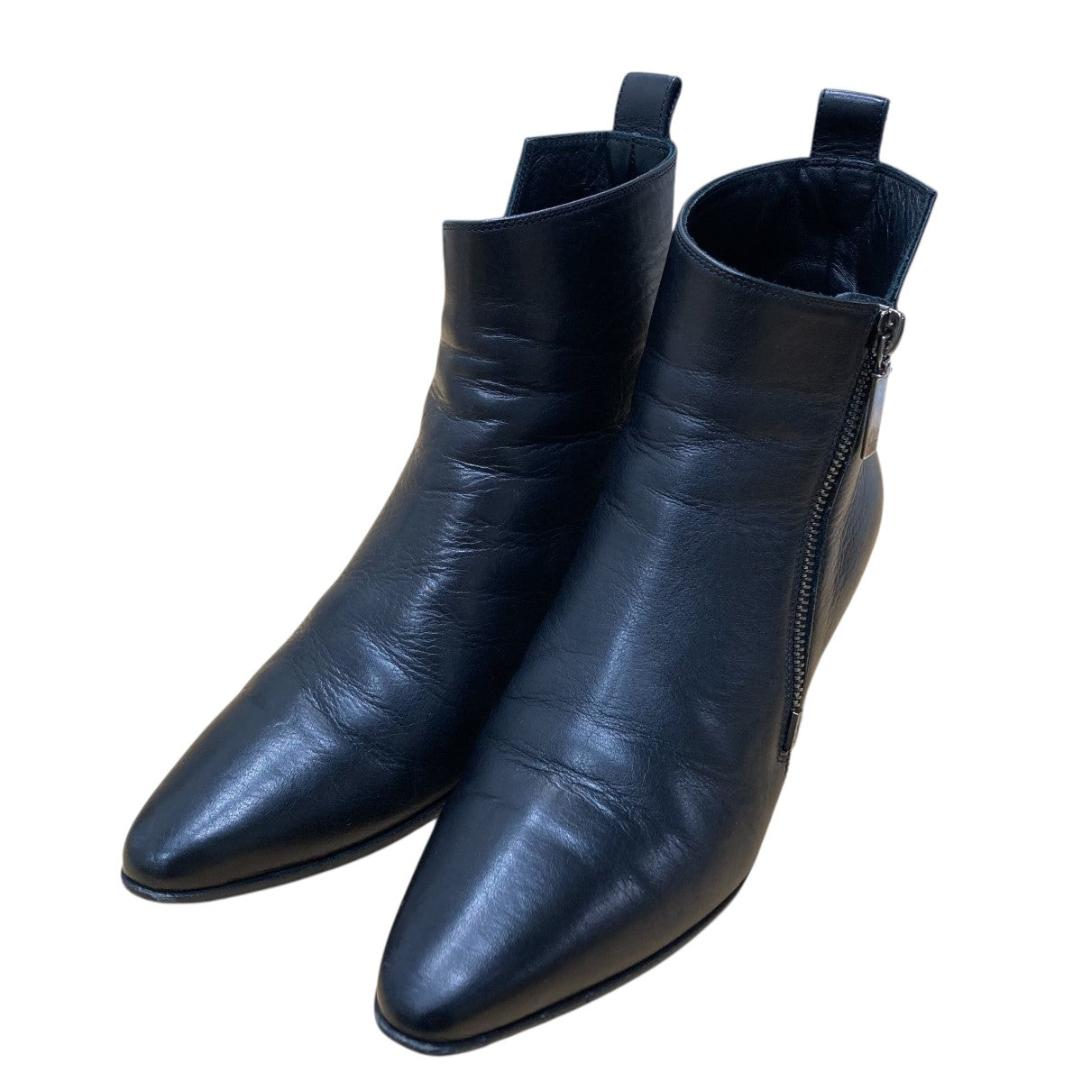 アンクルブーツ