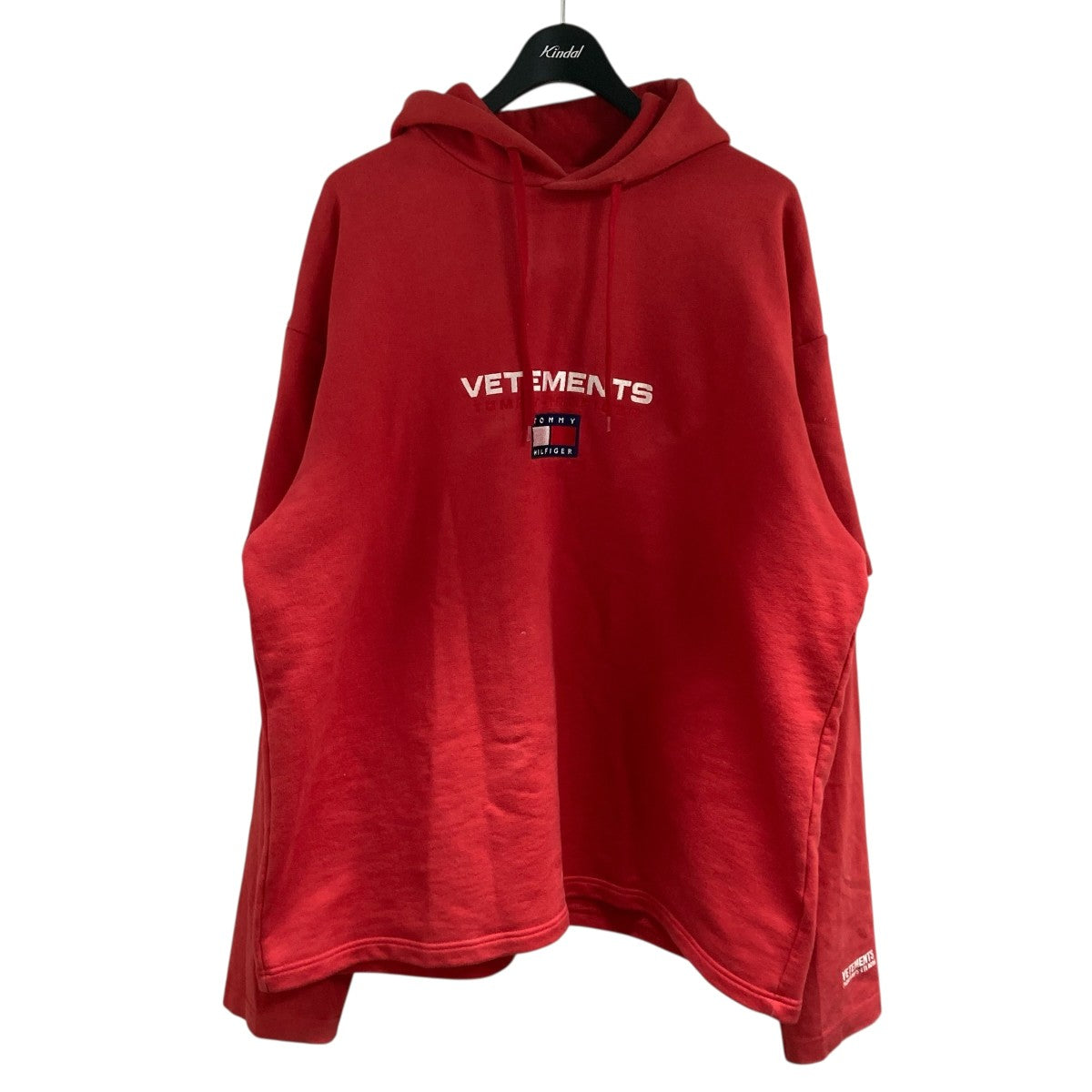 VETEMENTS×TOMMY HILFIGER プルオーバーパーカー WSS18TR24 レッド