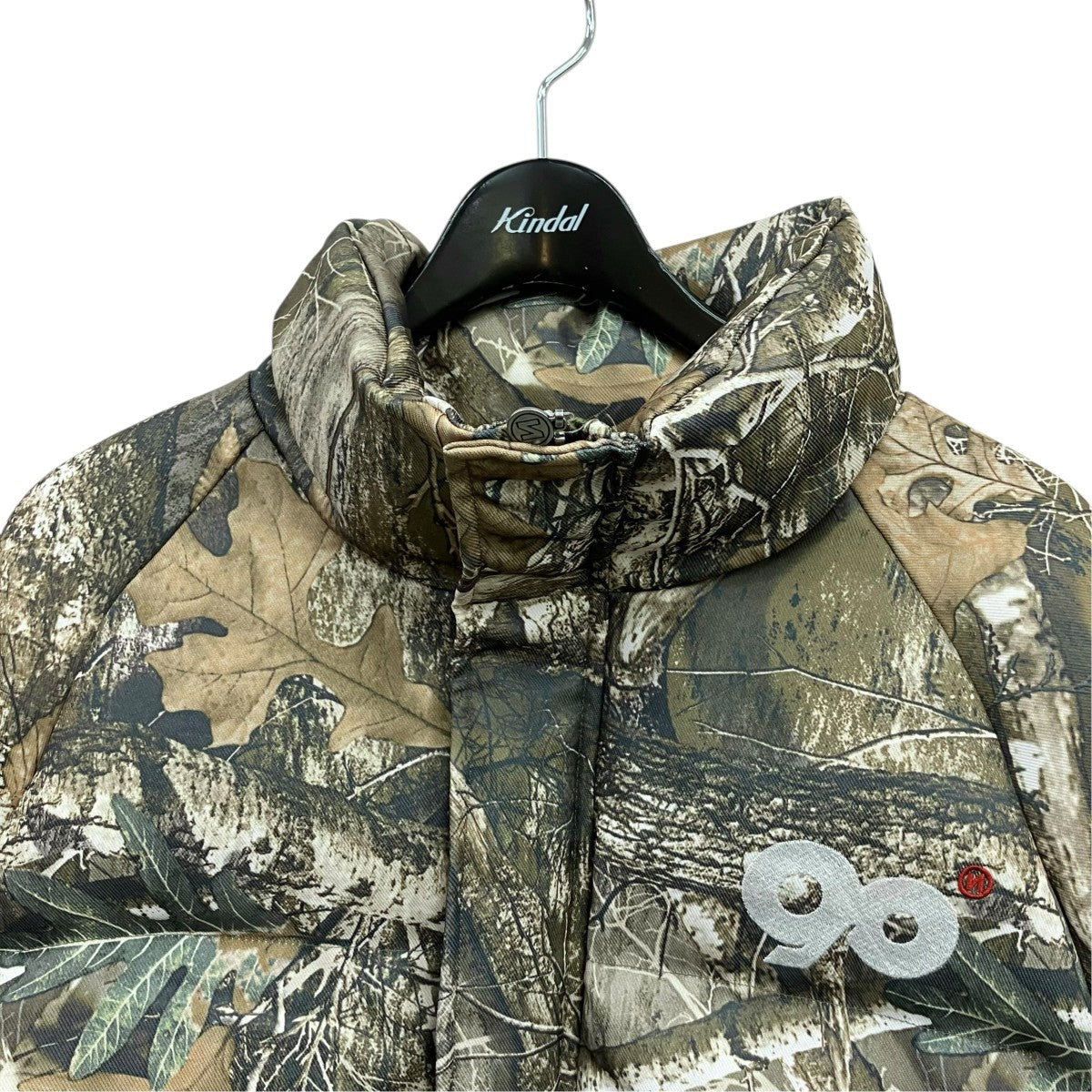 ツリーカモ柄中綿ジャケットNN1549 90 Logo Rich Puffer Jacket