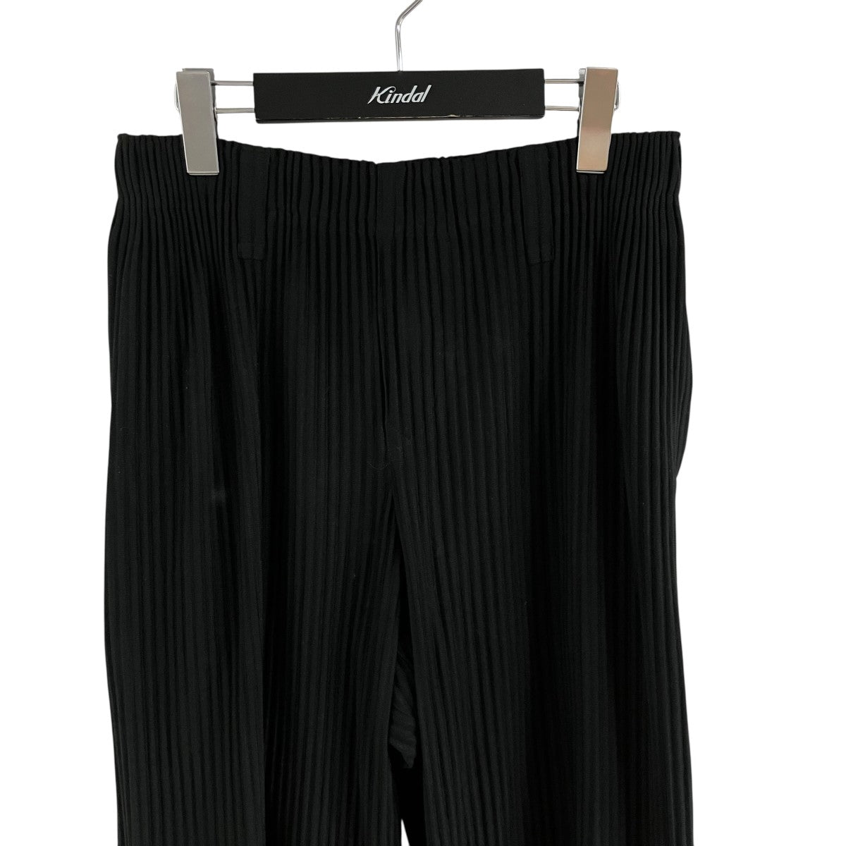 プリーツパンツ