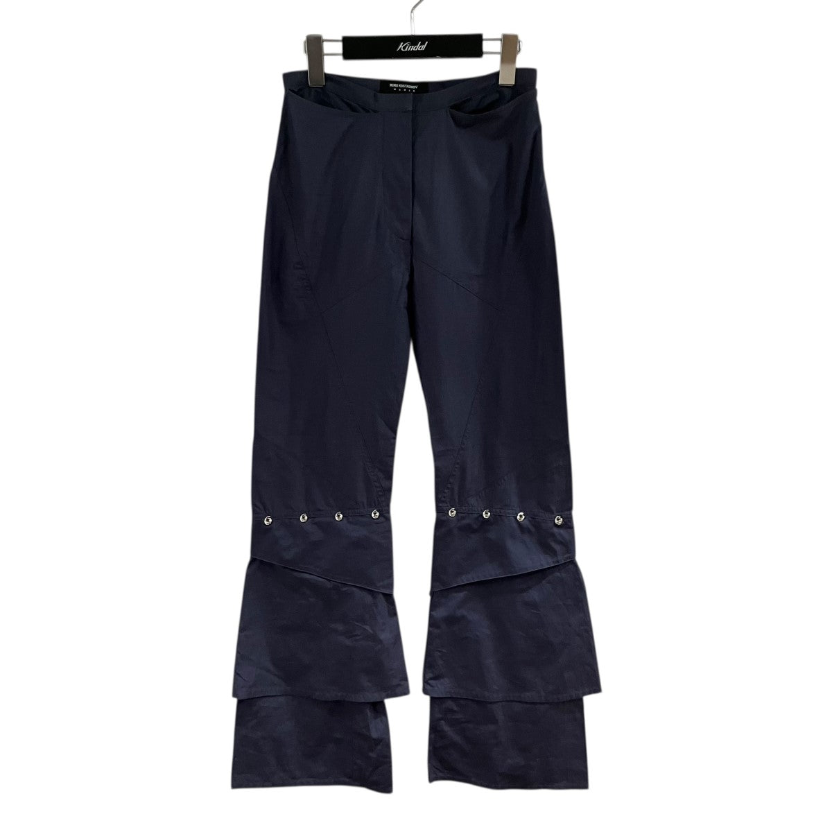 ビジューパンツ