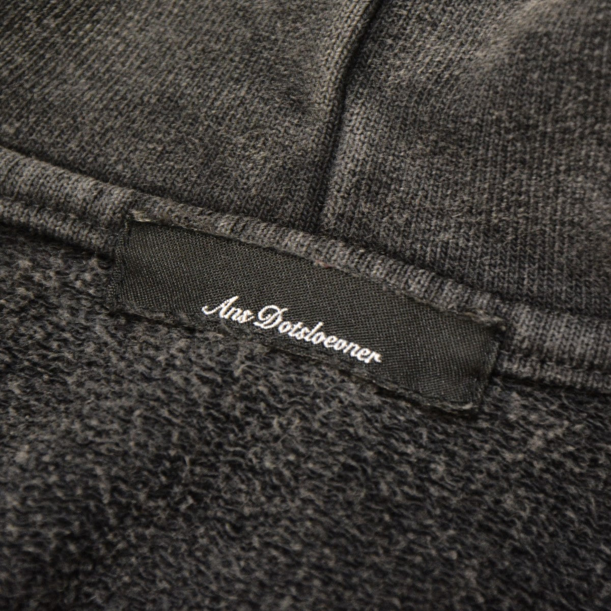 Ans Dotsloevner 古着・中古 アンス ドッツローヴナーの2024SS balloon hoodie ショート丈ジップパーカー スウェットです。