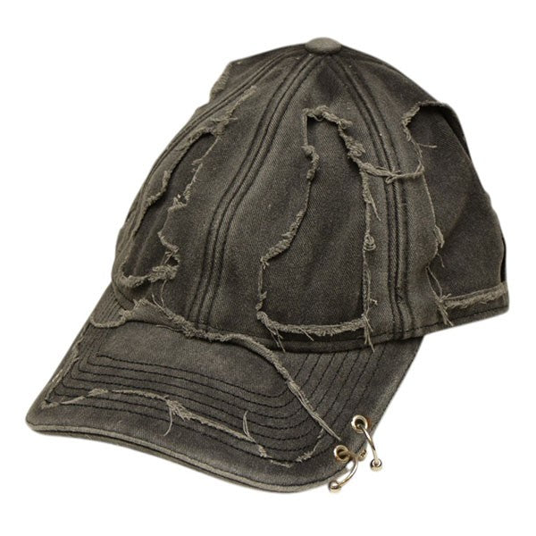 VETEMENTS 2024AW Fully Distressed Piercing Cap USED加工キャップ UA65CA200B 古着・中古-1枚目のアイテム画像