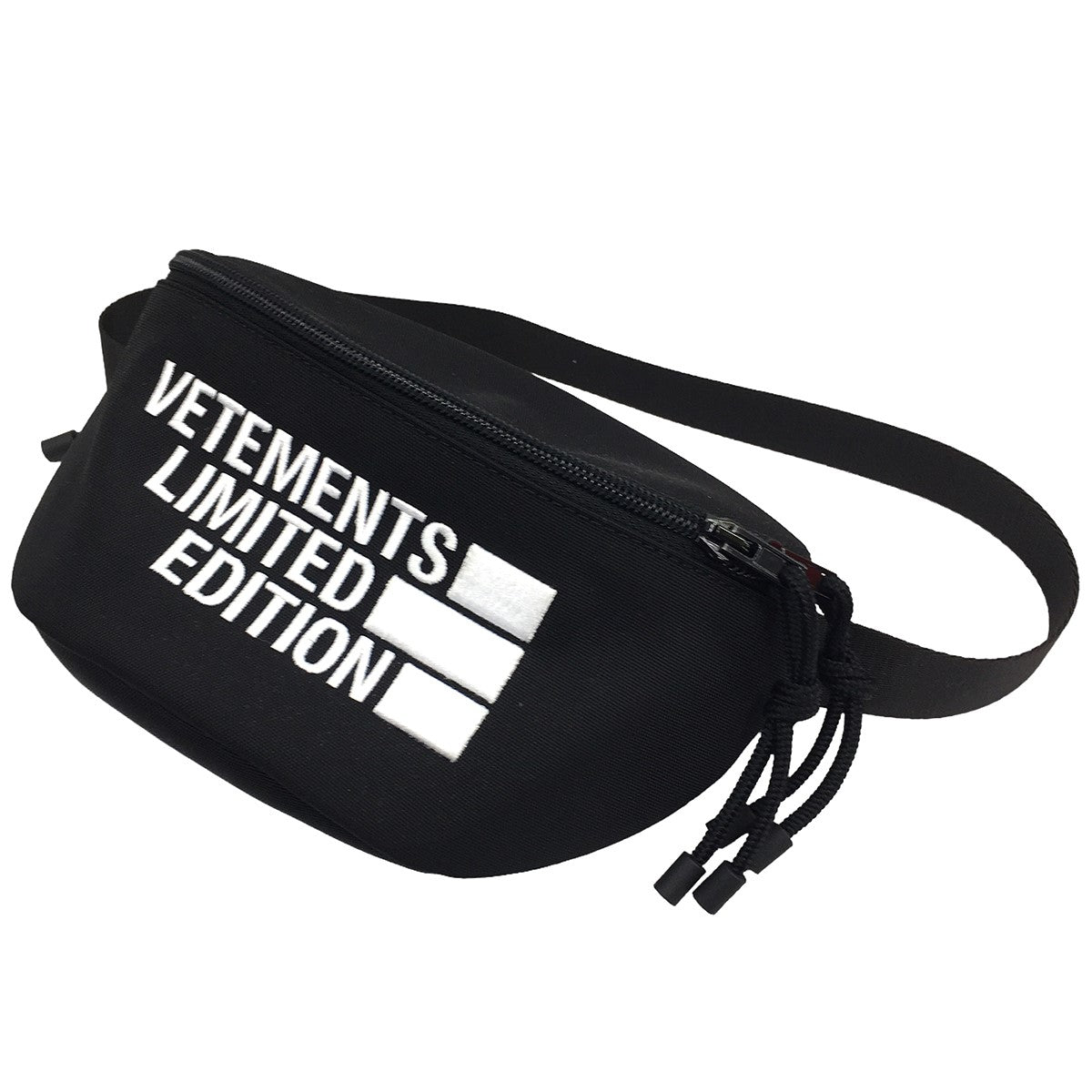 VETEMENTS(ヴェトモン) LOGO LIMITED EDITION ロゴ ウエストバッグ UE51BA200B ブラック サイズ  15｜【公式】カインドオルオンライン ブランド古着・中古通販【kindal】