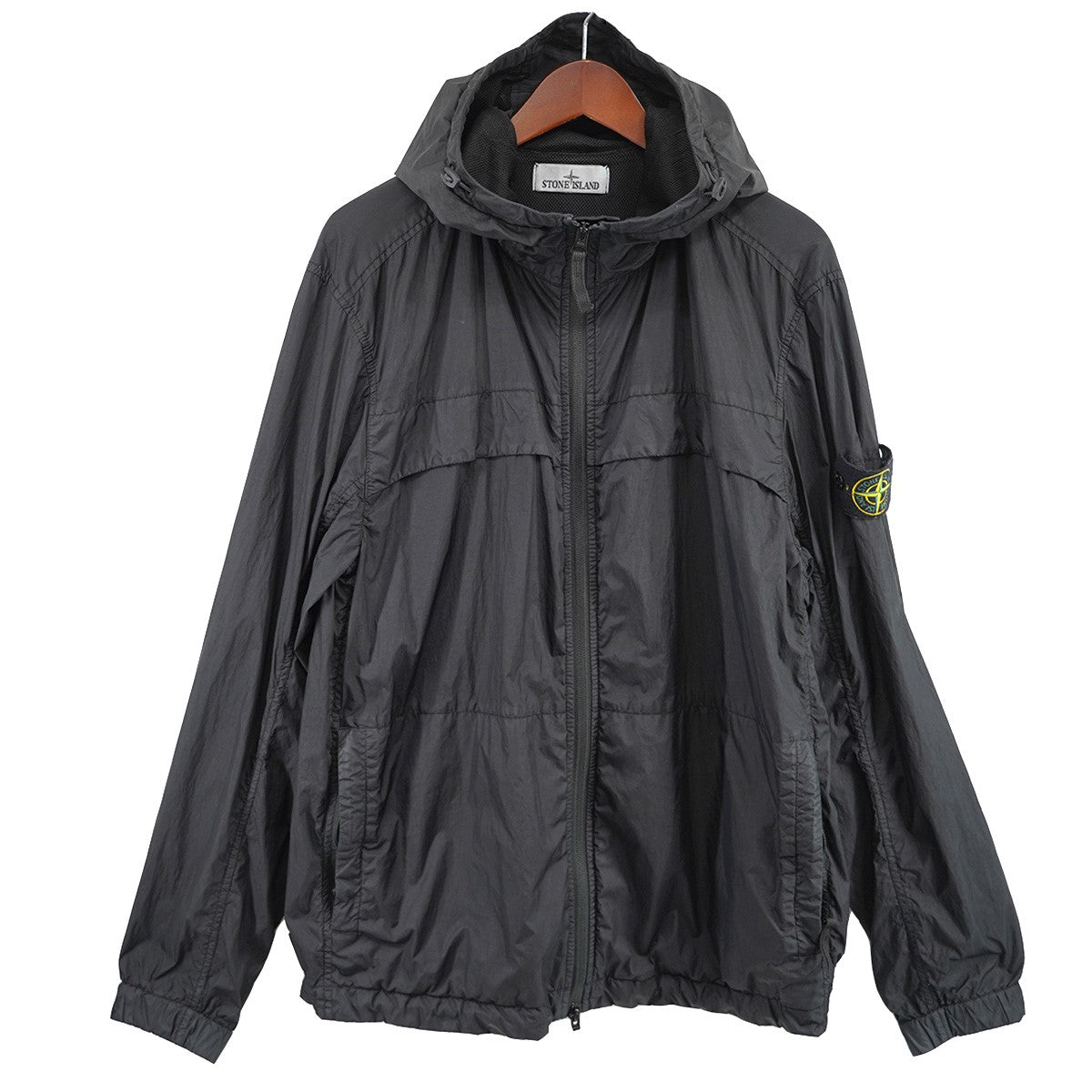 STONE ISLAND(ストーンアイランド) 24SS Garment Dyed Crinkle Nylon Jacketフーデッドライトブルゾン  801540922 定価121000円 ブラック サイズ M｜【公式】カインドオルオンライン ブランド古着・中古通販【kindal】