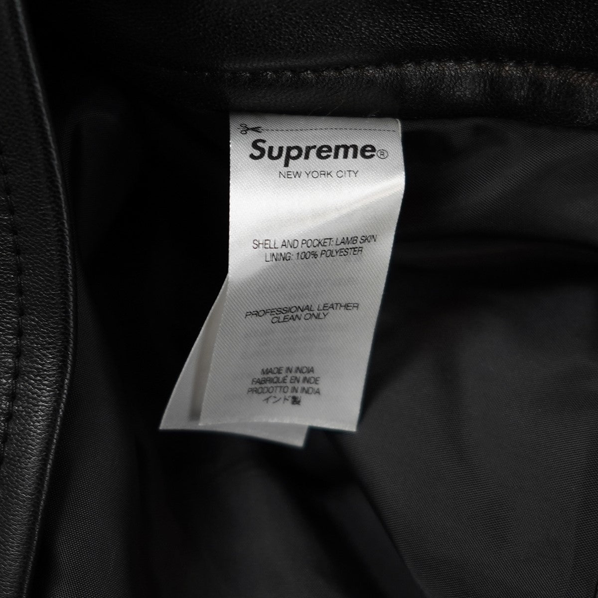 Supreme 24SS Baggy Leather Shortレザー クラシックロゴ ワイド バギー ショーツ ハーフパンツ 古着・中古-6枚目のアイテム画像