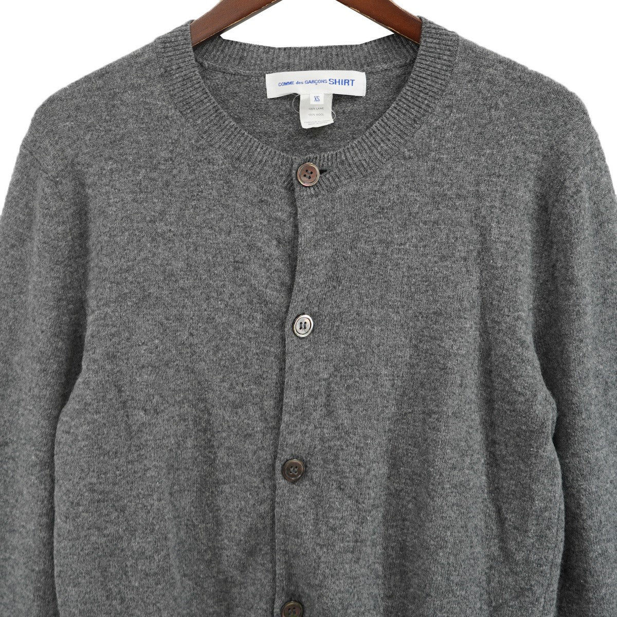 ニットカーディガン