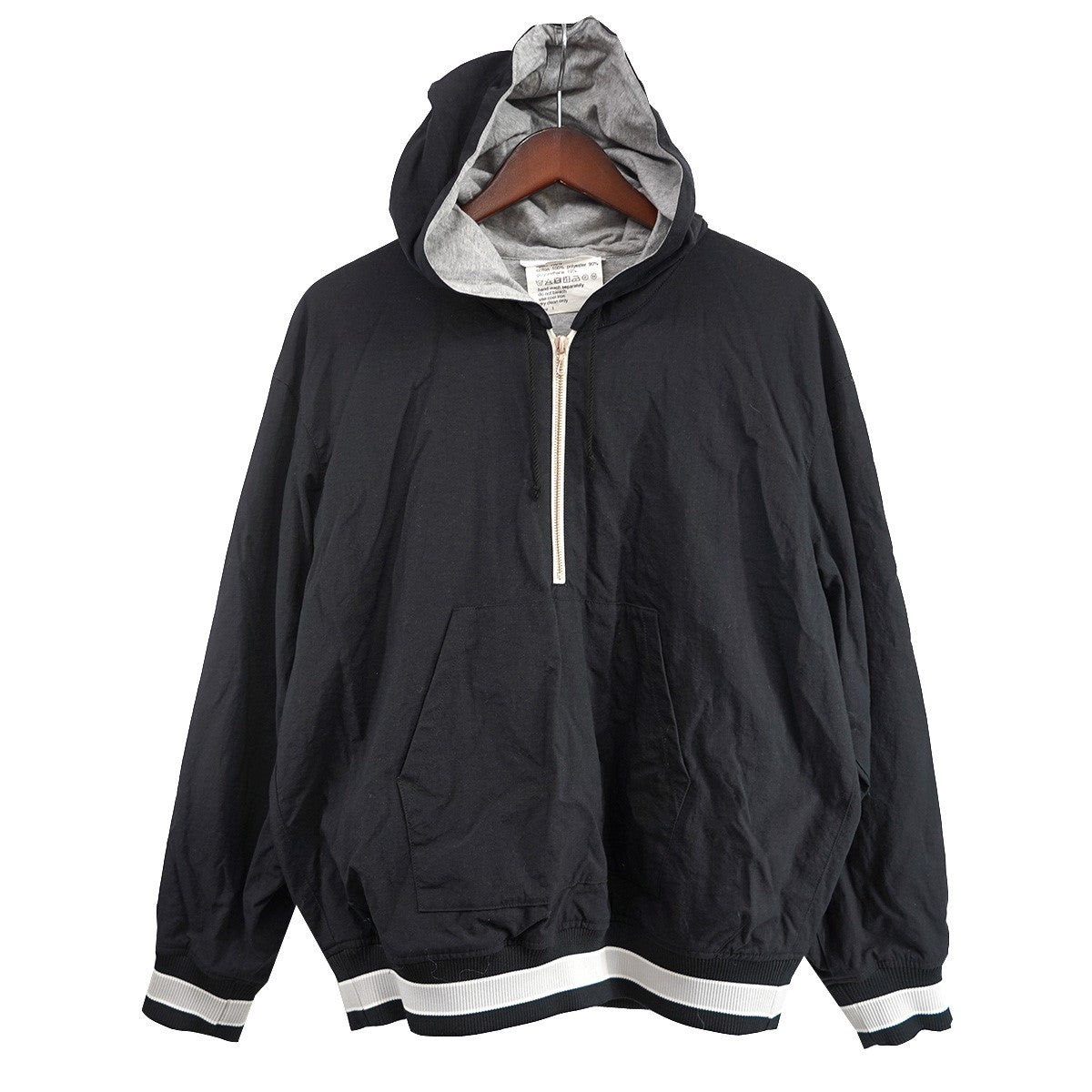 ハーフジップ ナイロン パーカー