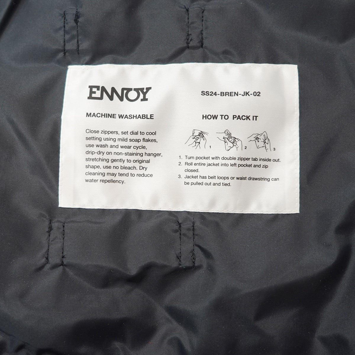 Packable Nylon Jacket パッカブル ロゴ ナイロンジャケット