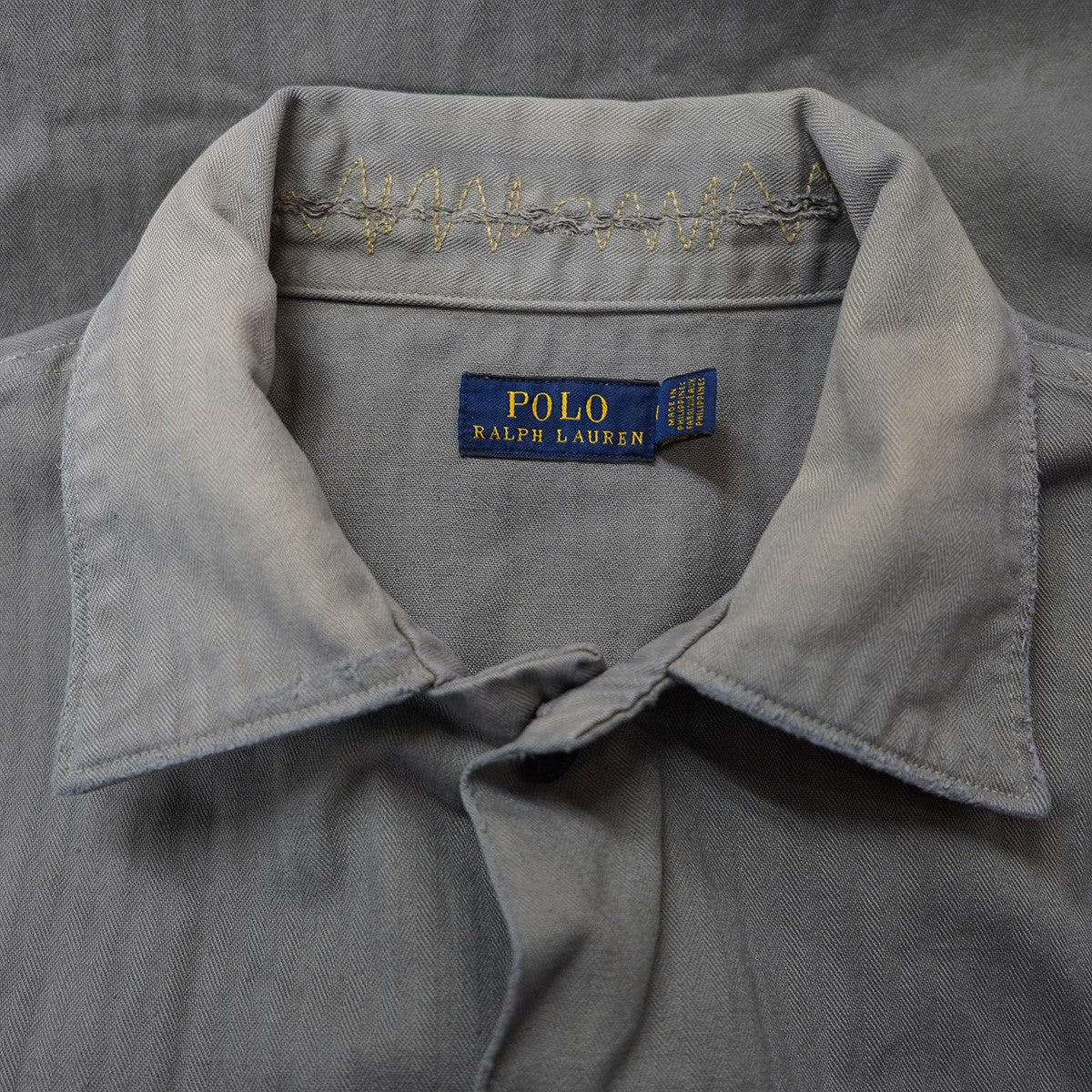 Herringbone canvas shirt jacketロゴ パッチ ダメージ加工 ミリタリー シャツ