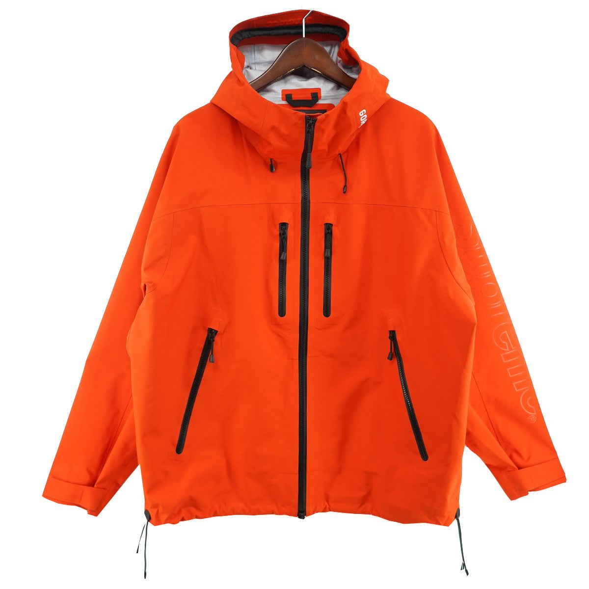 Supreme(シュプリーム) 24SS GORE-TEX Taped Seam Shell Jacketロゴ