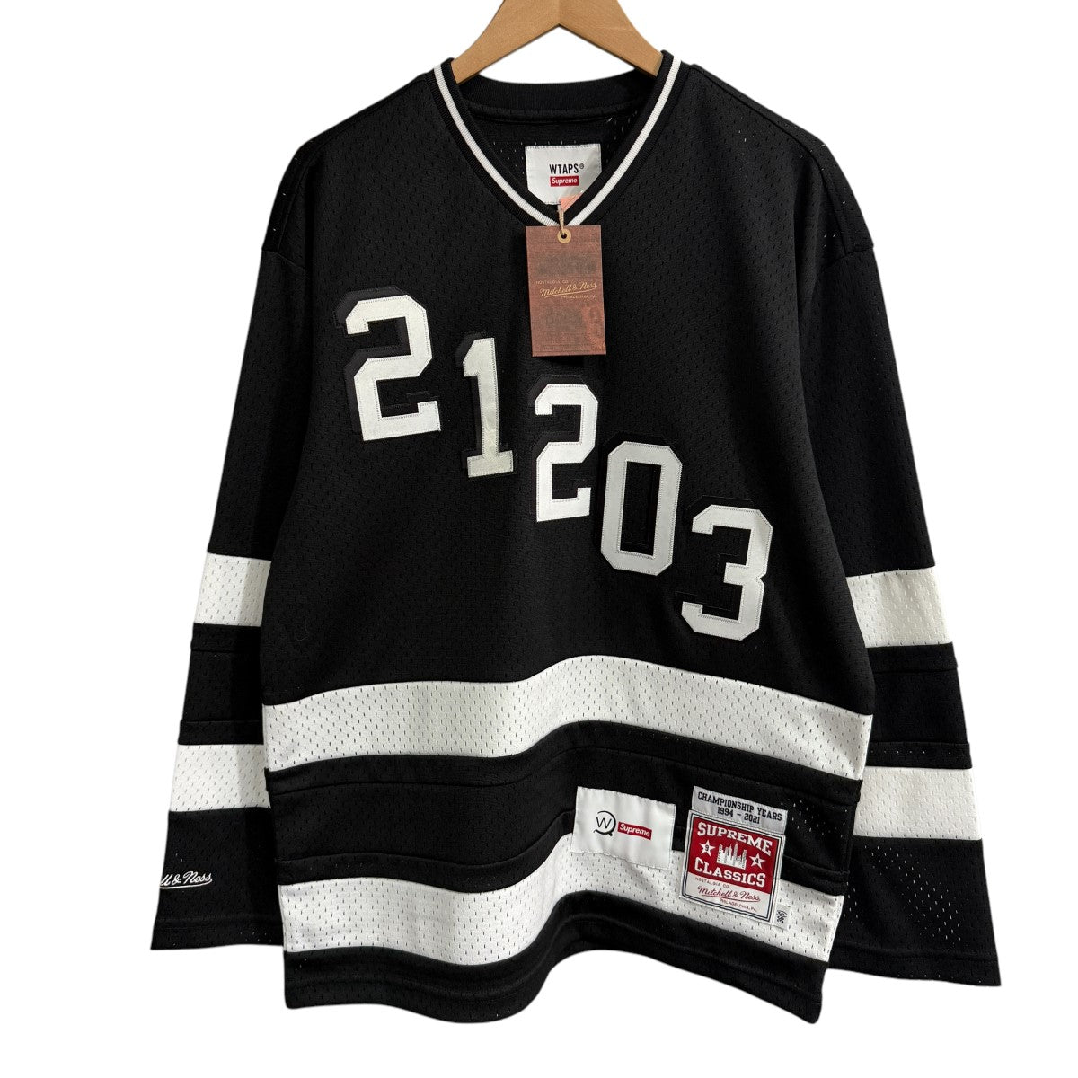 Supreme×WTAPS 21AW/Mitchell ＆ Ness Hockey Jersey ミッチェルアンドネス ホッケージャージ ブラック  サイズ S｜【公式】カインドオルオンライン ブランド古着・中古通販【kindal】