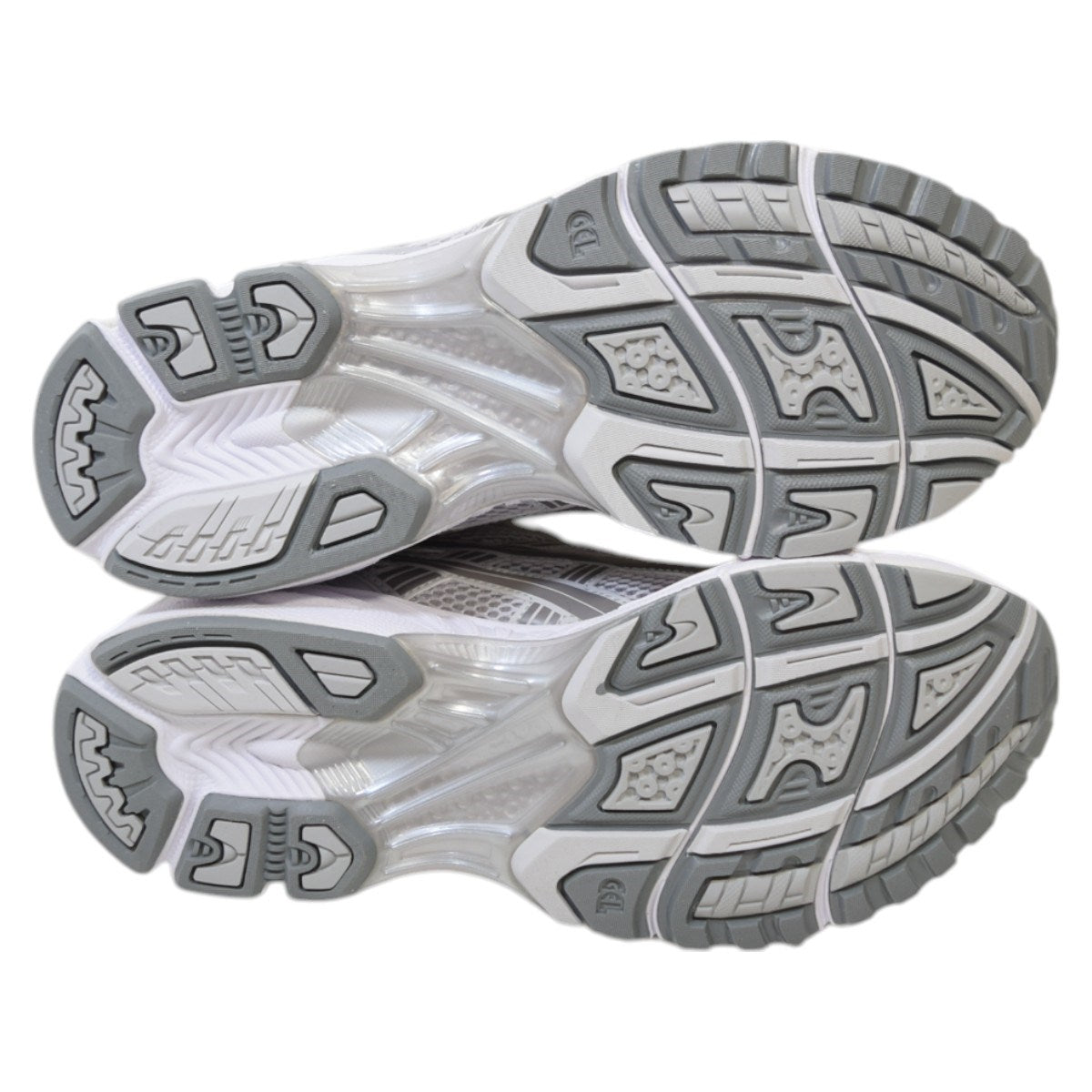 asics 古着・中古 アシックスのGEL-KAYANO 14 ゲル カヤノ 14 1202A056-021です。