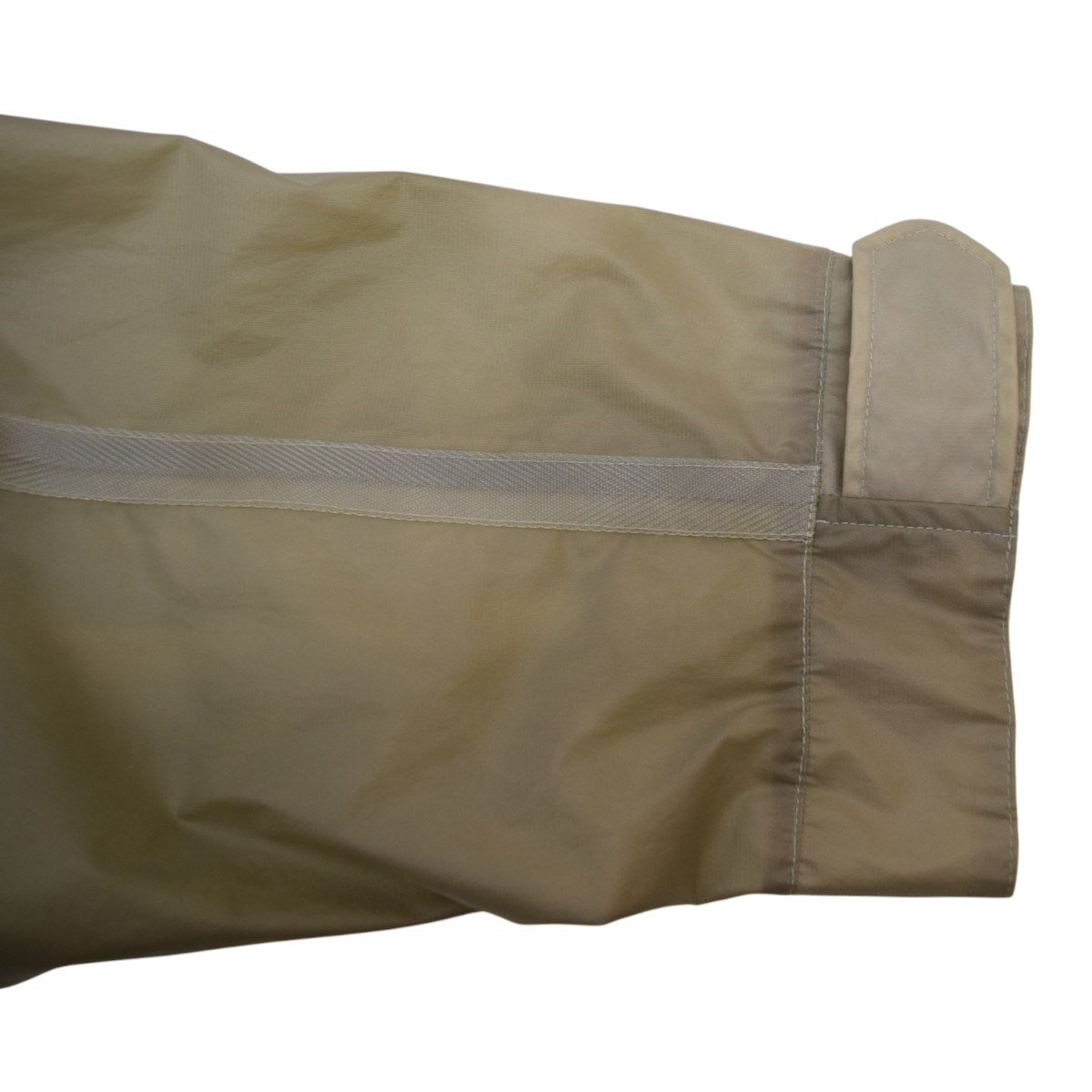 Cloak ParkaフーデッドナイロンコートM2221CF
