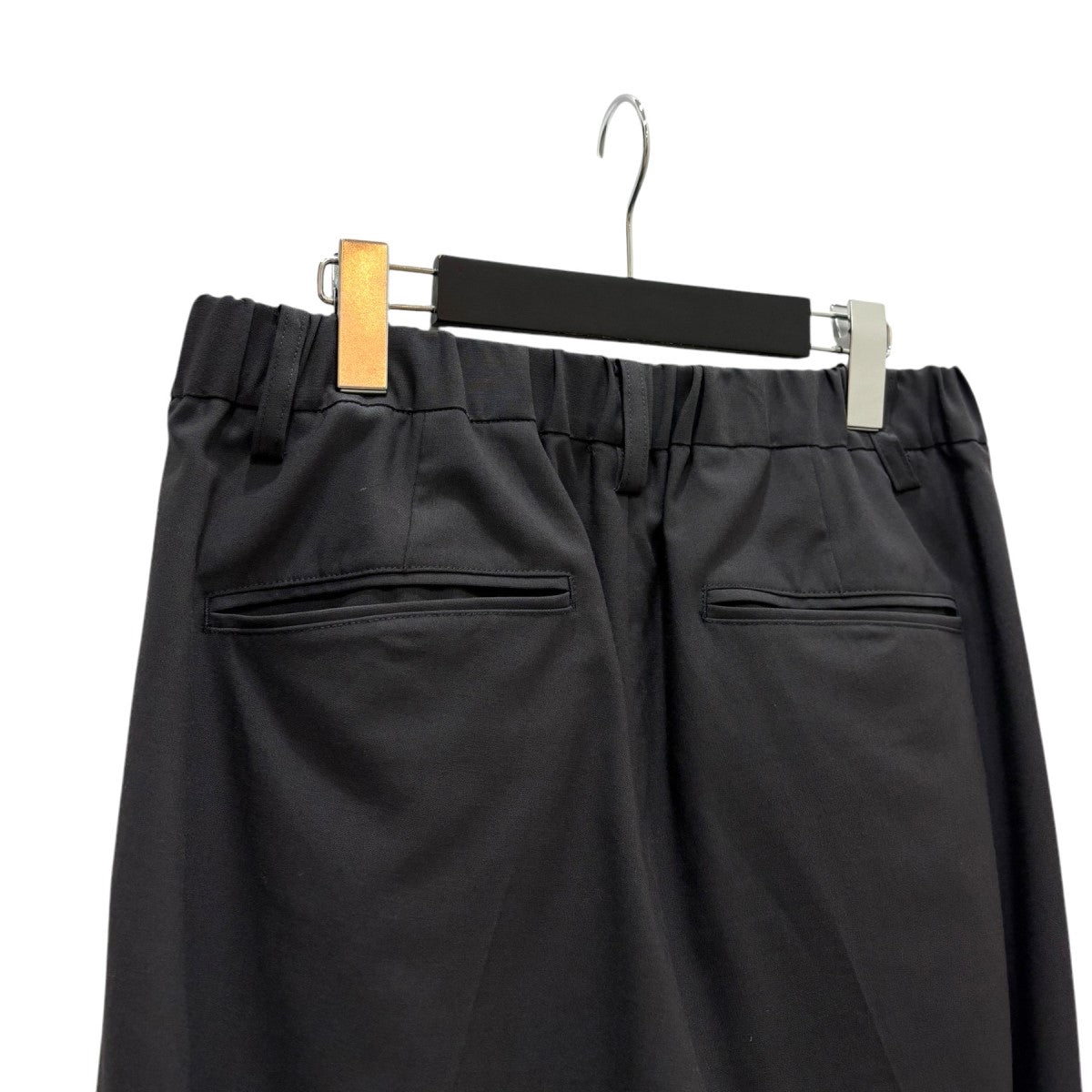ATTACHMENT 古着・中古 アタッチメントのPE RY STRETCH TROPICAL BELTED WIDE TROUSERS スラックスです。