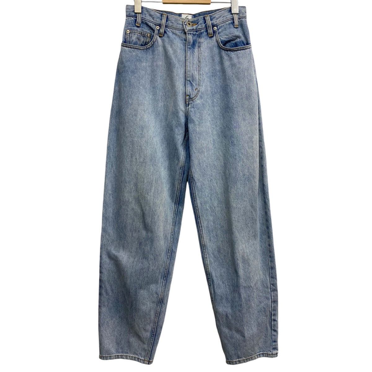 6(ROKU) TIMEMACHINE high-waist tapered denim USED加工テーパードデニムパンツ ライトインディゴ サイズ  26(70cm)｜【公式】カインドオルオンライン ブランド古着・中古通販【kindal】