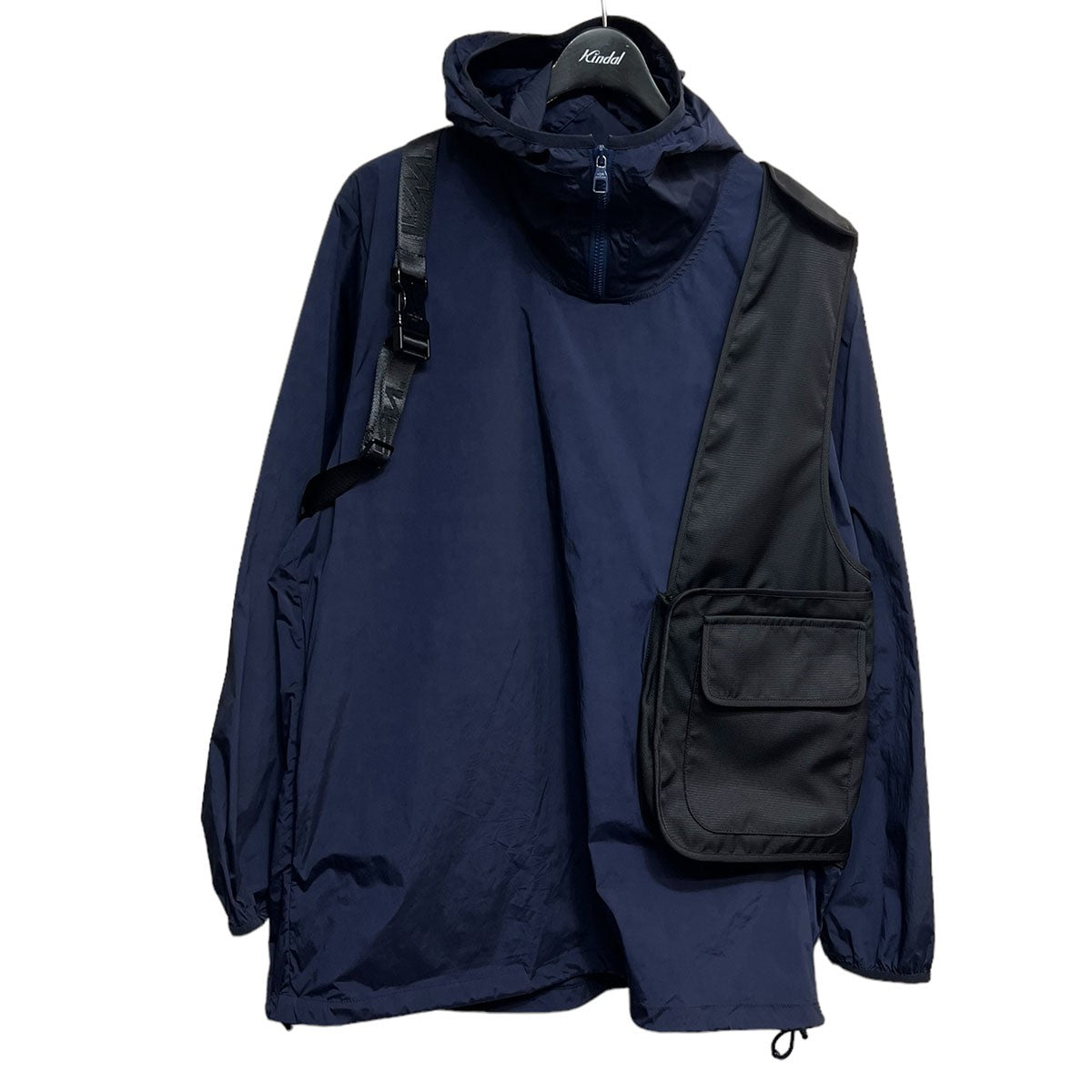 LOUIS VUITTON(ルイヴィトン) ドッキングプルオーバーウィンド 