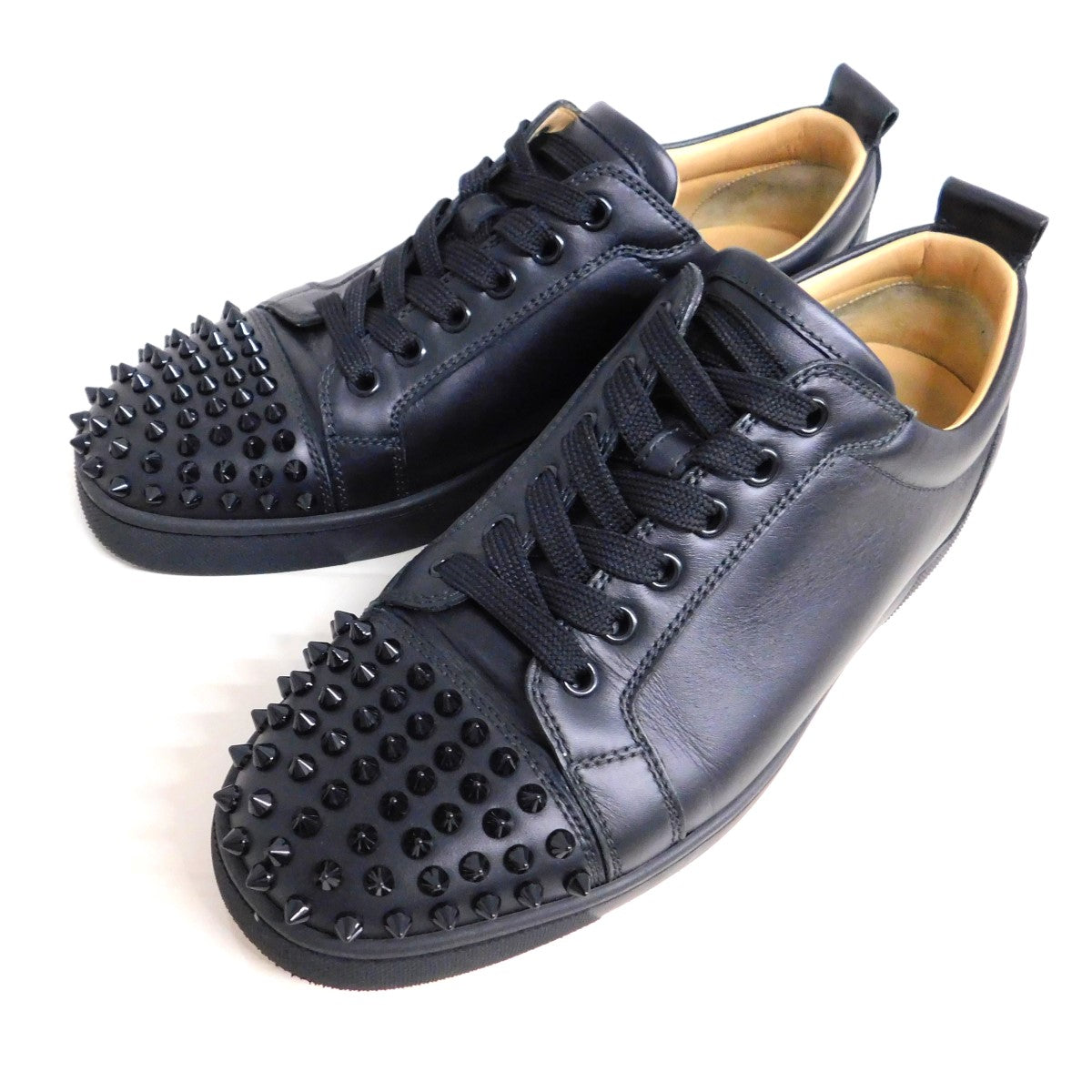 CHRISTIAN LOUBOUTIN(クリスチャンルブタン) Louis Junior Spikes ...