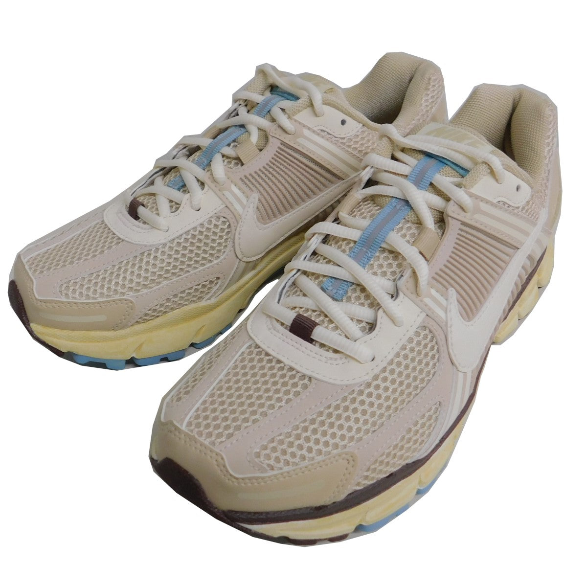 NIKE(ナイキ) Zoom Vomero 5 スニーカー FB8825-111 ベージュ サイズ ...