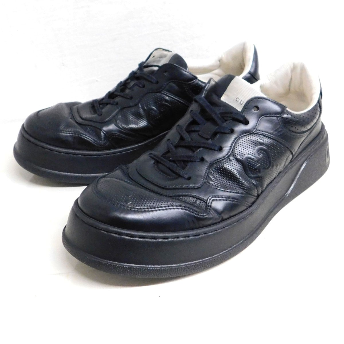 GUCCI(グッチ) GGエンボスローカットスニーカー 669582 669582 