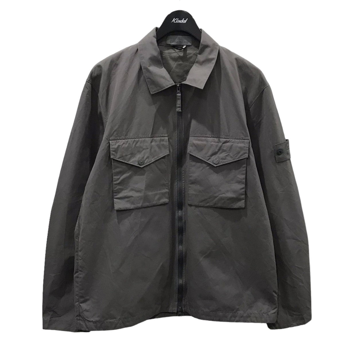 STONE ISLAND(ストーンアイランド) ジップアップジャケット OVERSHIRT -STRETCH COTTON GABARDINE  7715116F1 グレー サイズ XL｜【公式】カインドオルオンライン ブランド古着・中古通販【kindal】